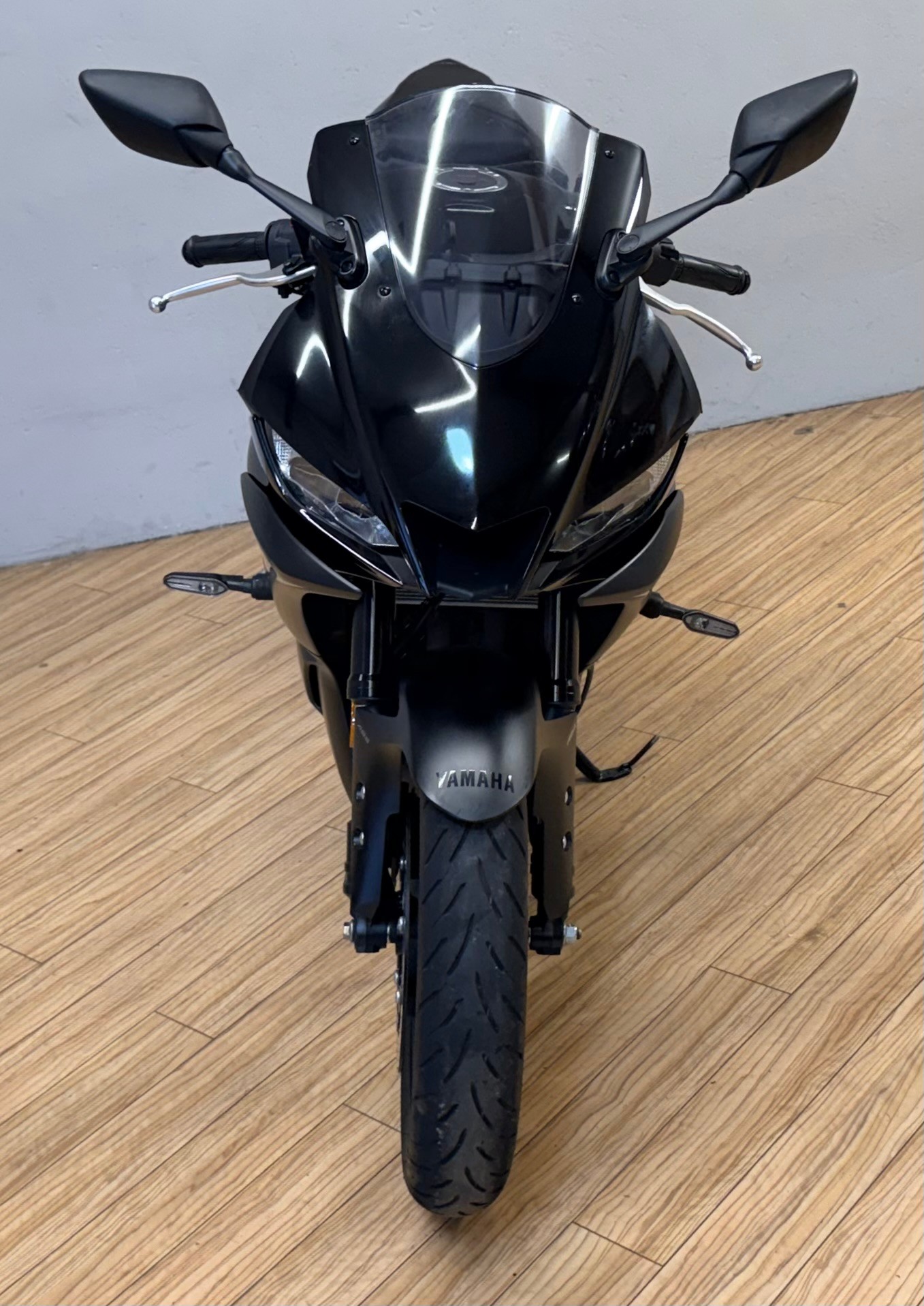 YAMAHA YZF-R3-image-7