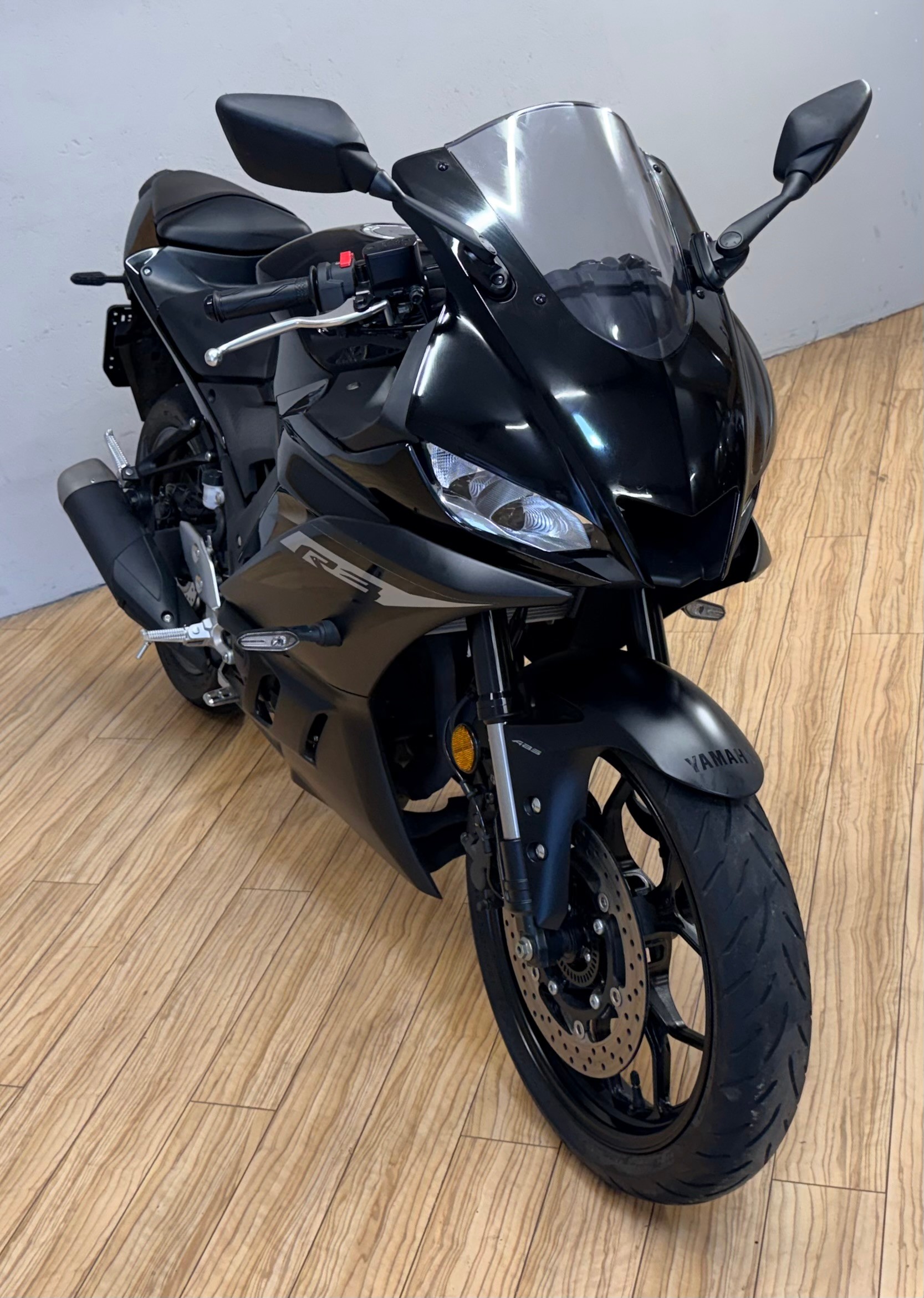 YAMAHA YZF-R3