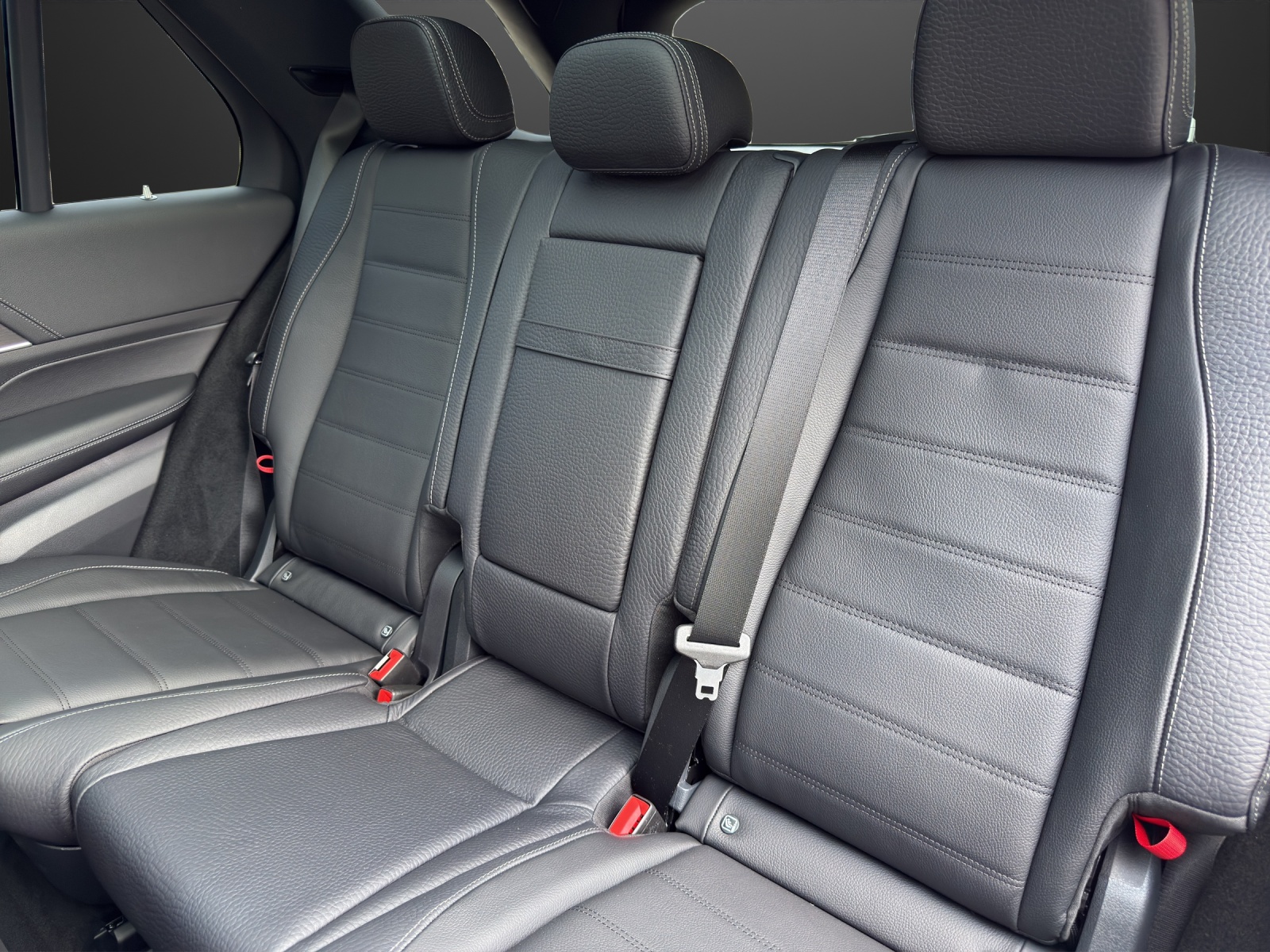 MERCEDES-BENZ GLE 450 d 4Matic 9G-Tronic-image-14