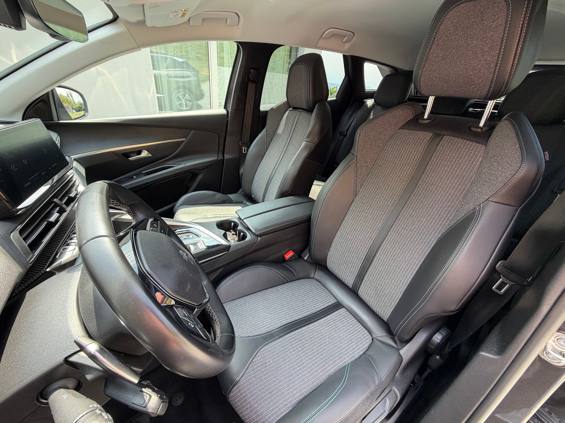PEUGEOT 3008-image-6