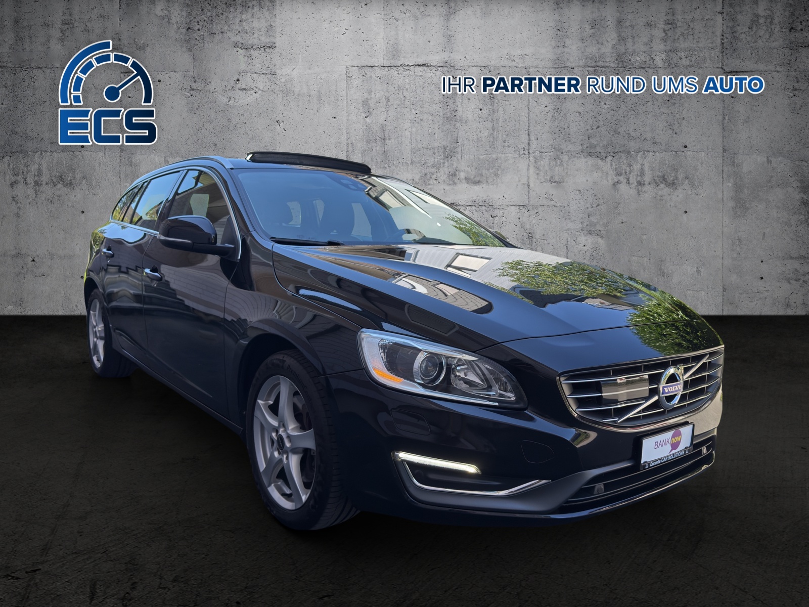 VOLVO V60 D5 AWD Summum Geartronic *CH-FZG*-image-1