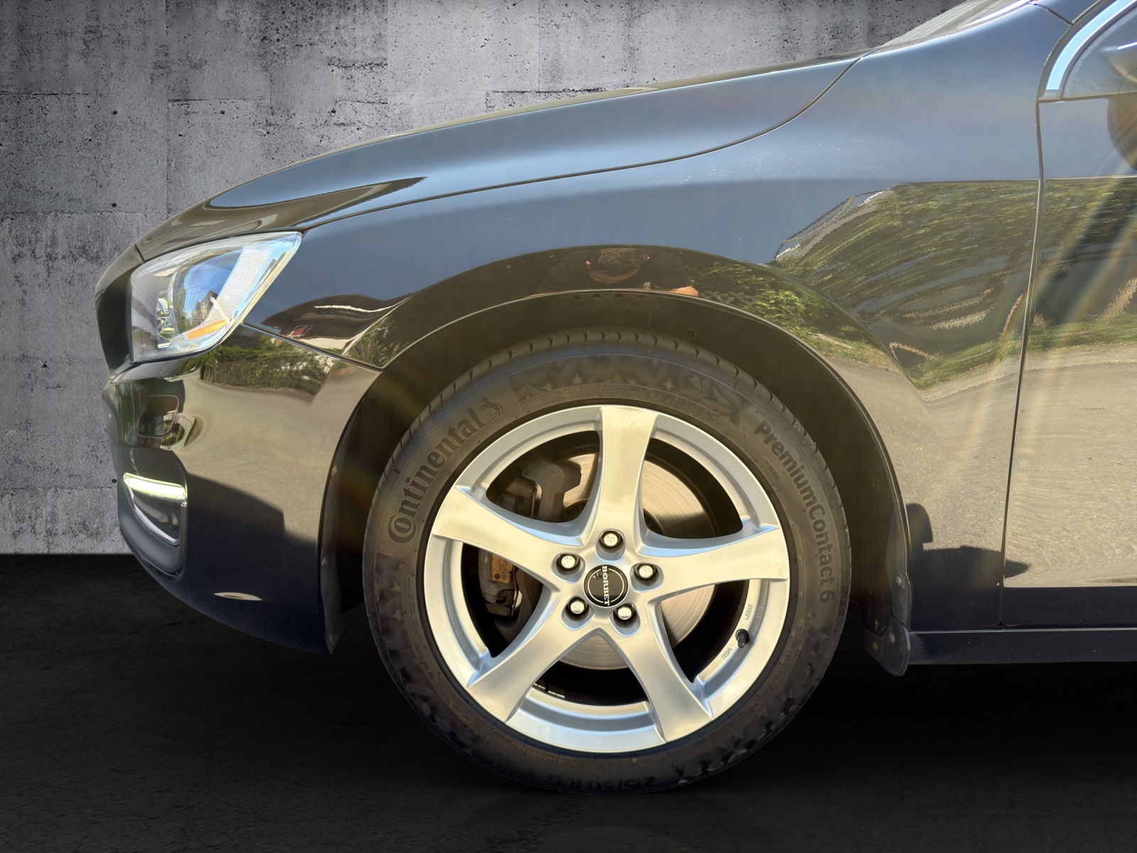 VOLVO V60 D5 AWD Summum Geartronic *CH-FZG*-image-2