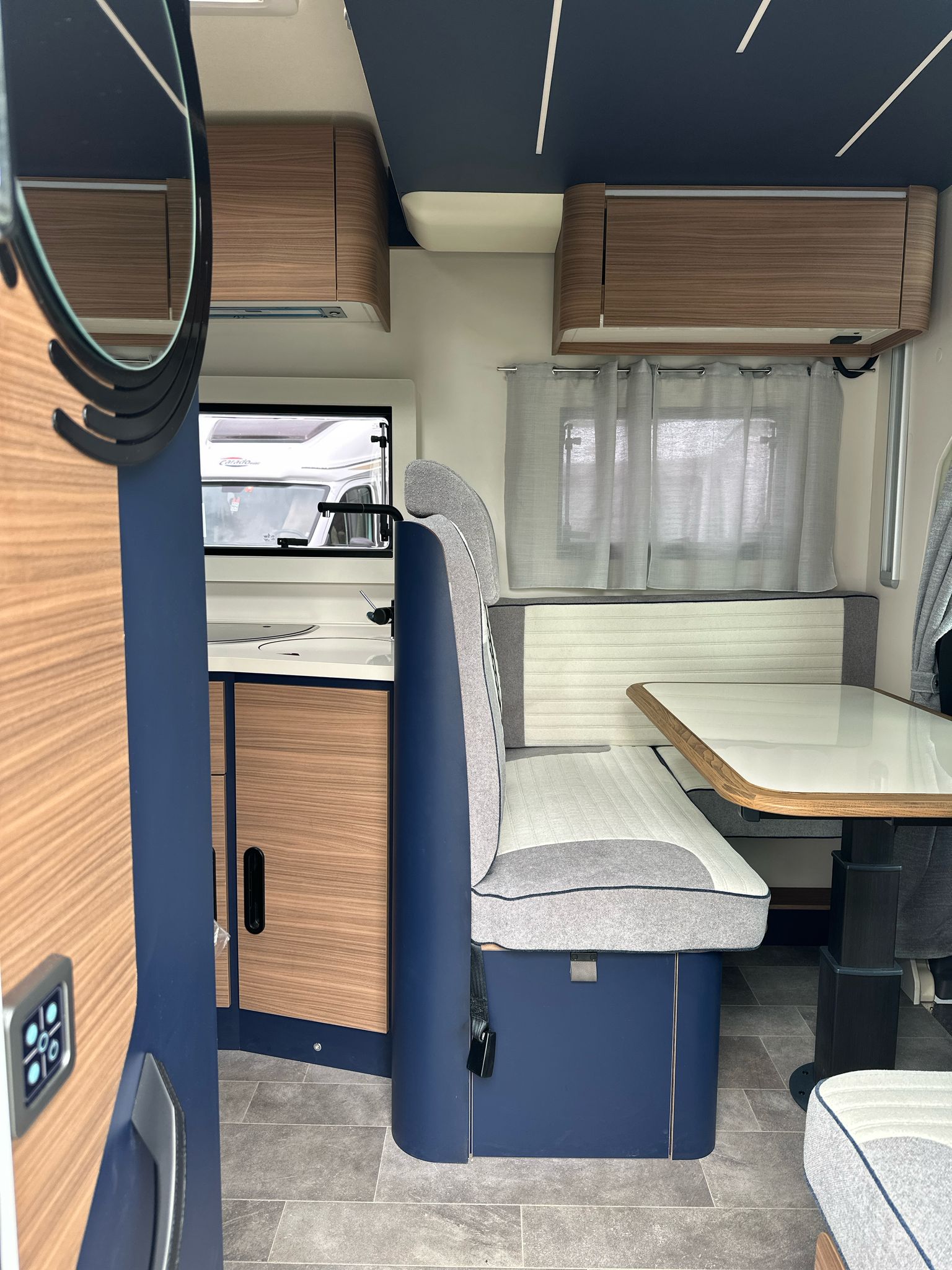 RIMOR Sailer 95***Mit der 165-PS-Automatik-Kombination fahren Sie dieses Wohnmobil so entspannt wie einen modernen PKW ***-image-19