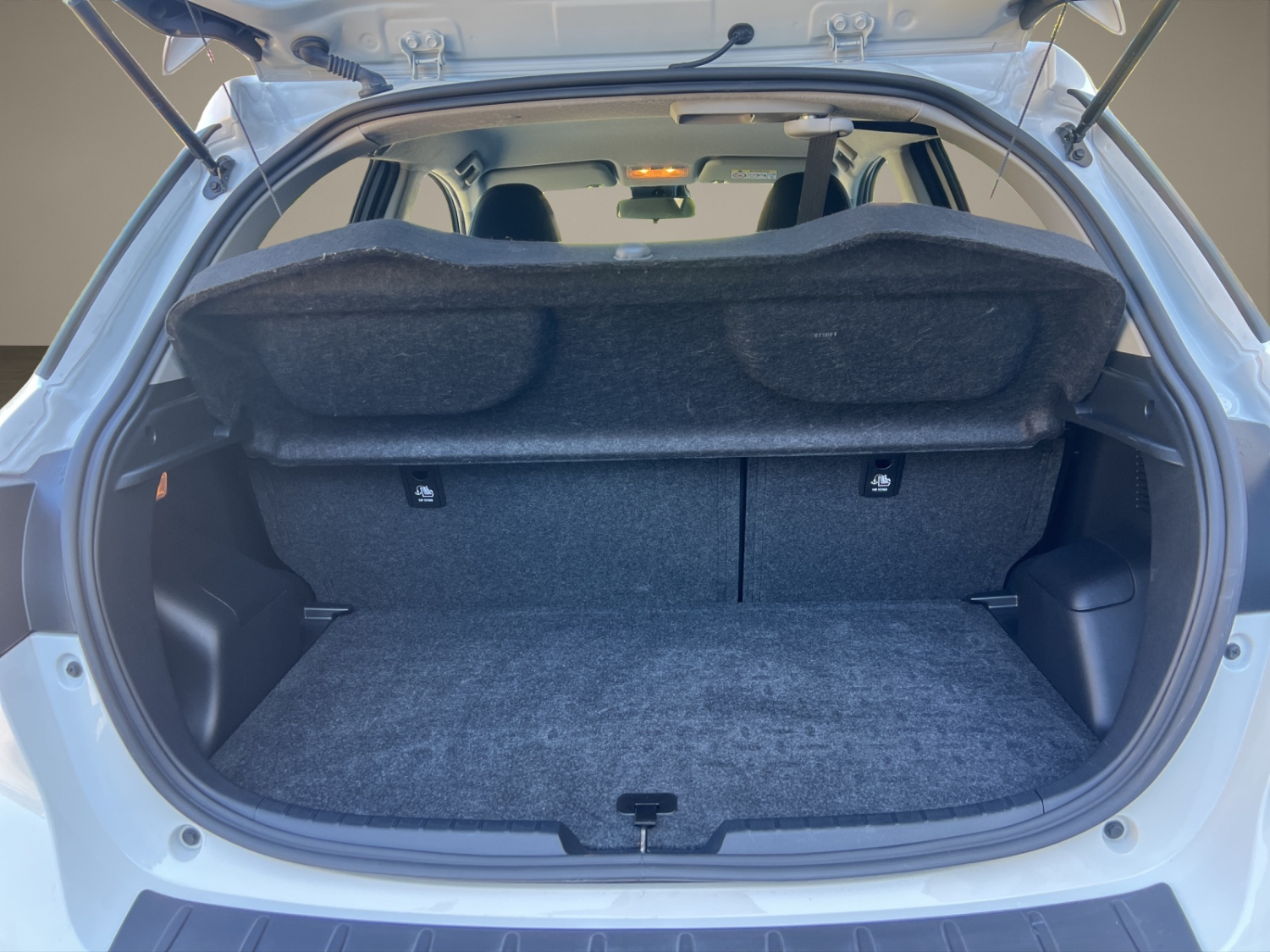 TOYOTA Yaris 1.5 VVT-i HSD Trend-image-23