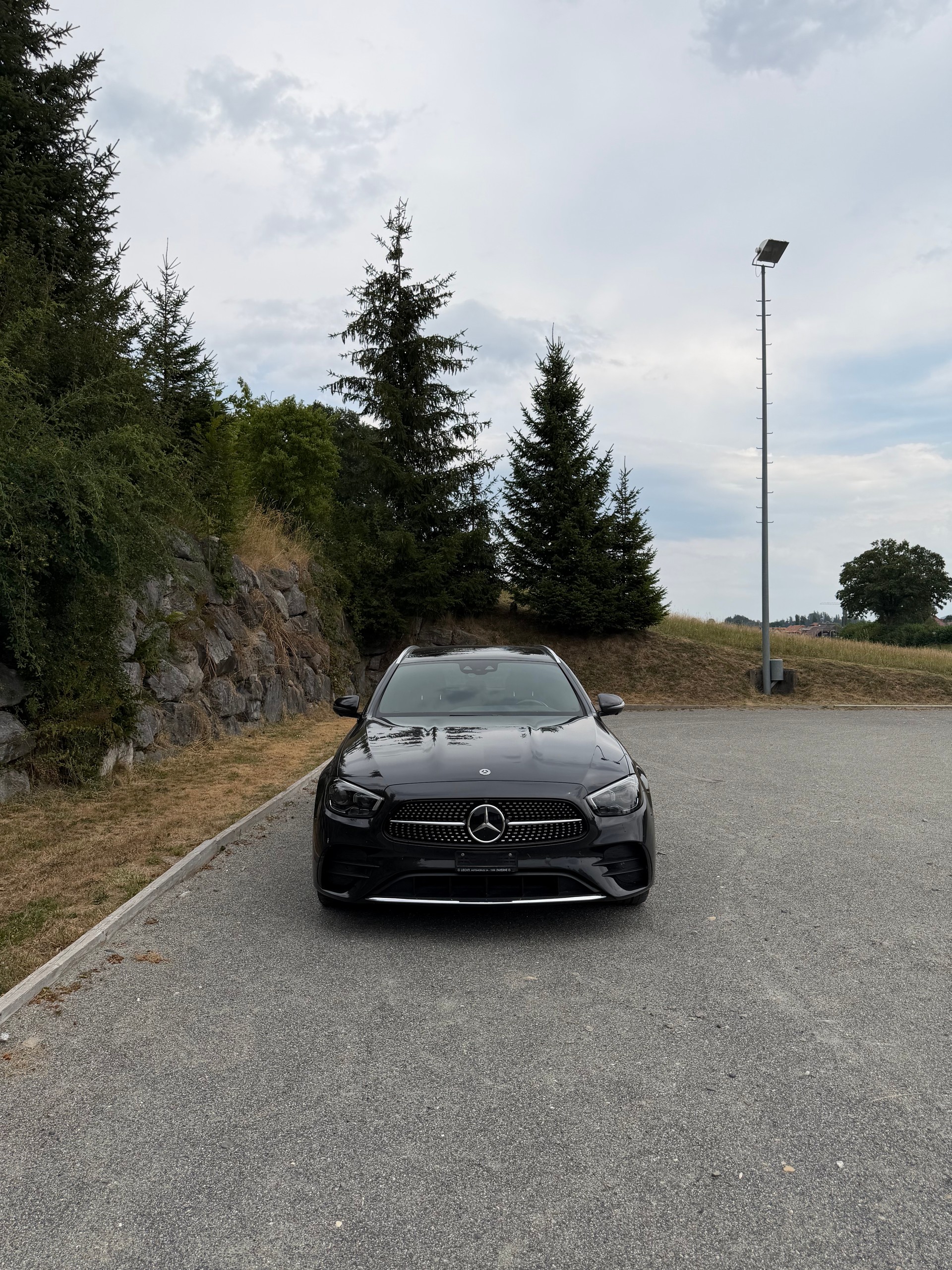 MERCEDES-BENZ E 400 d AMG Line 4matic-image-1
