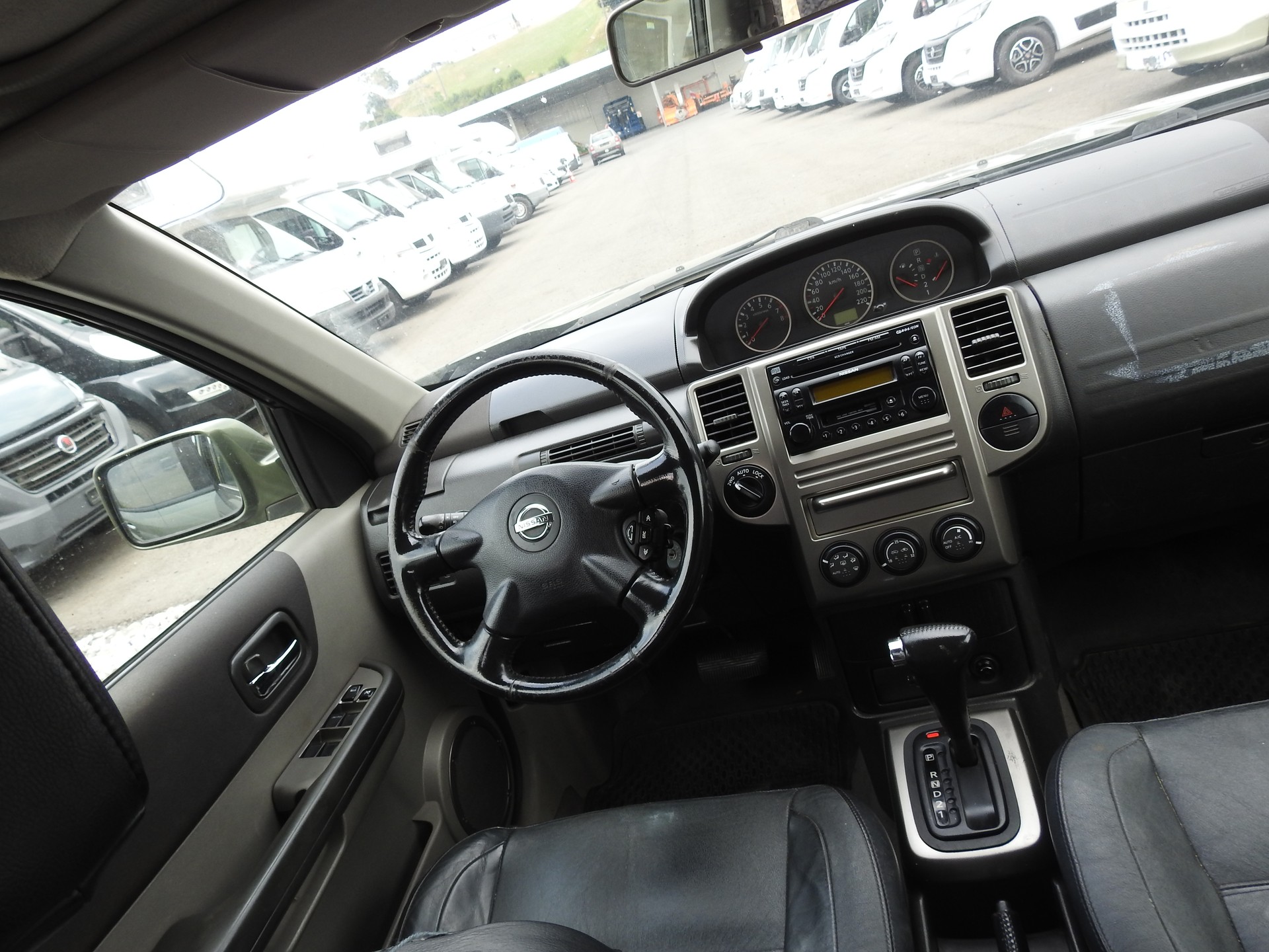 NISSAN X-Trail 2.5 16V Elegance-image-20