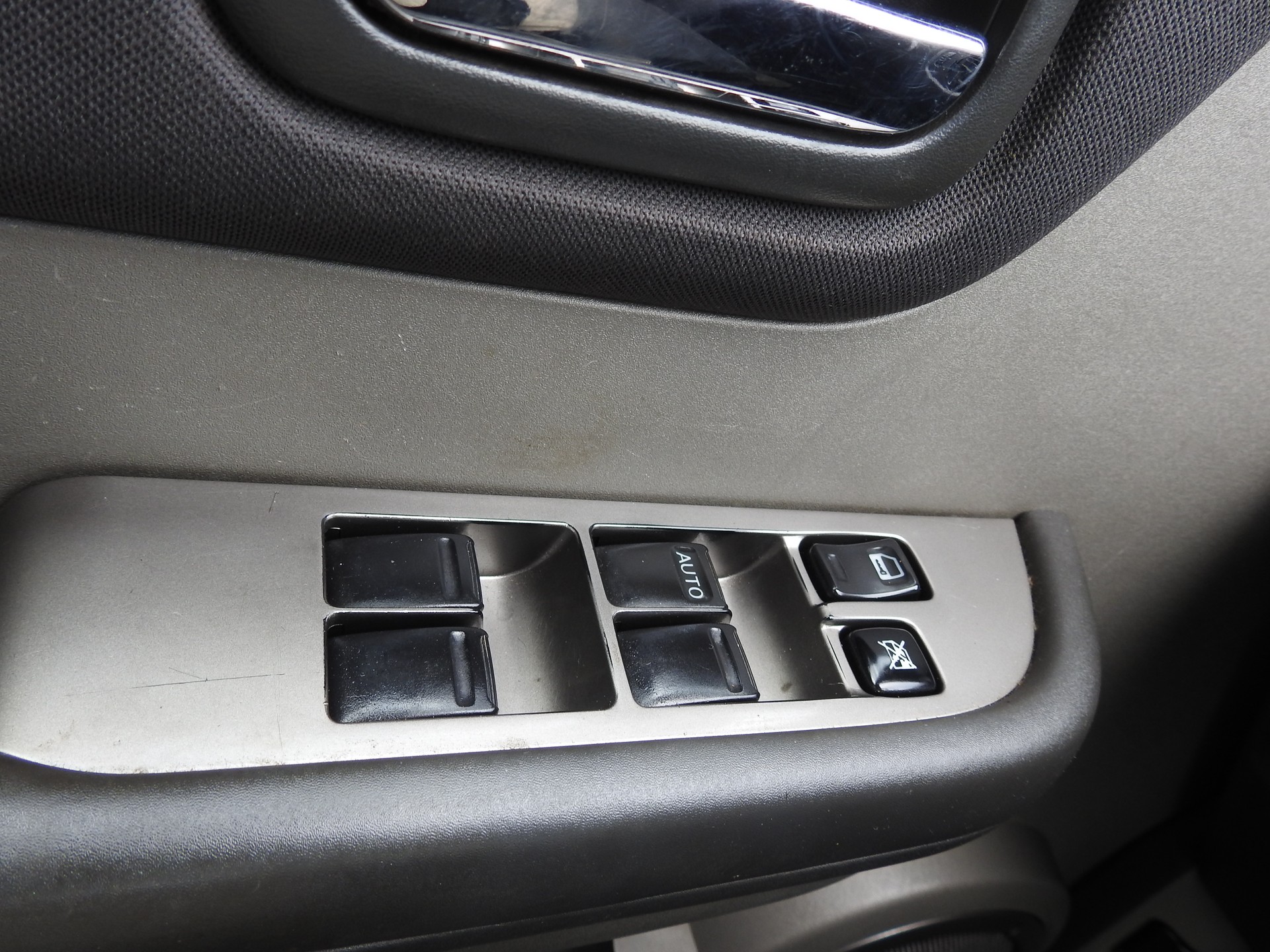 NISSAN X-Trail 2.5 16V Elegance-image-26