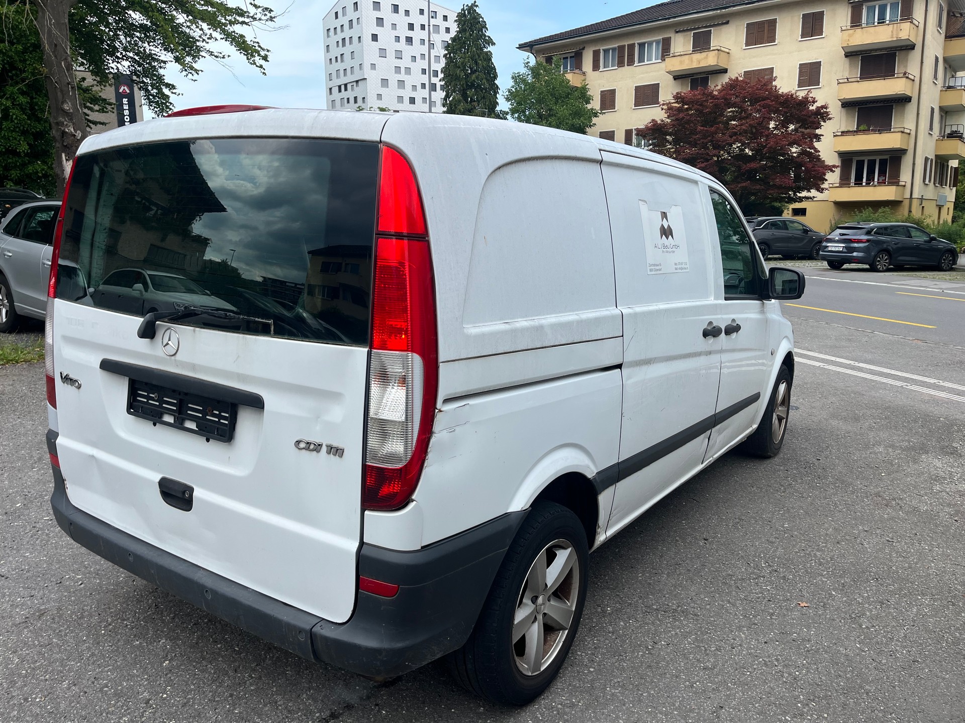 MERCEDES-BENZ Vito 111 CDI-image-4
