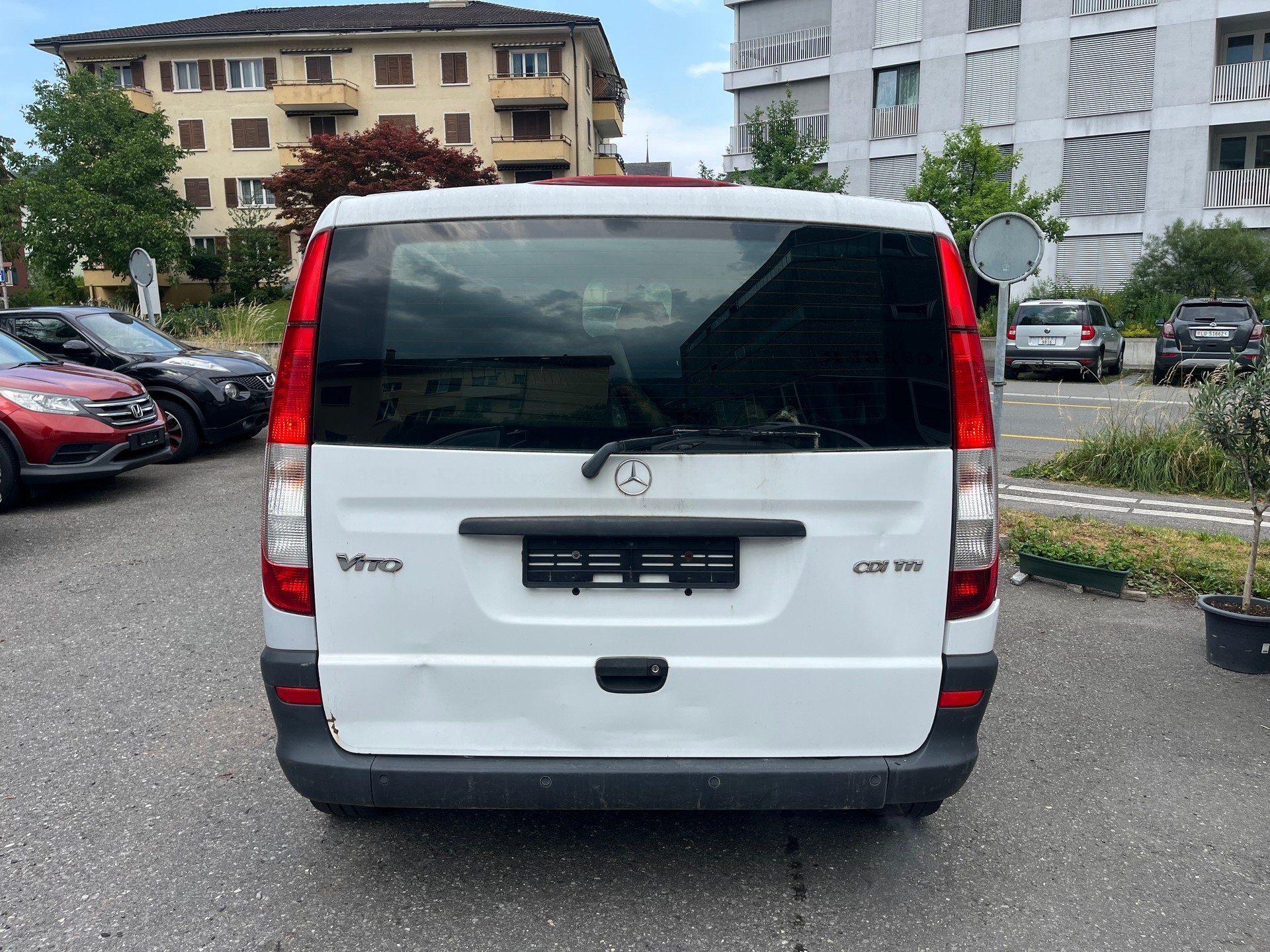 MERCEDES-BENZ Vito 111 CDI-image-3
