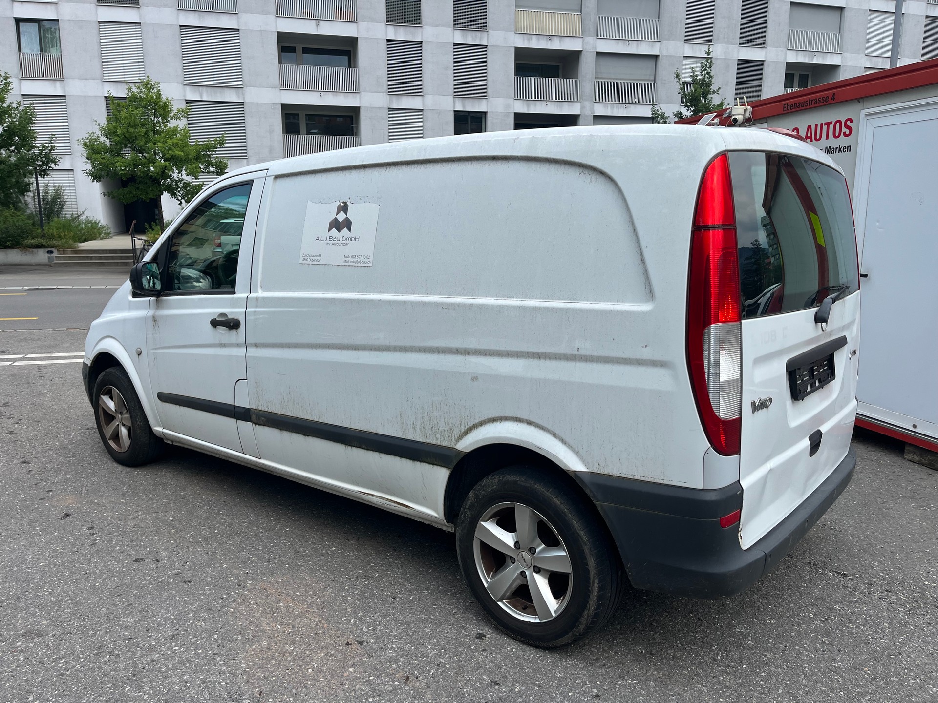 MERCEDES-BENZ Vito 111 CDI-image-2