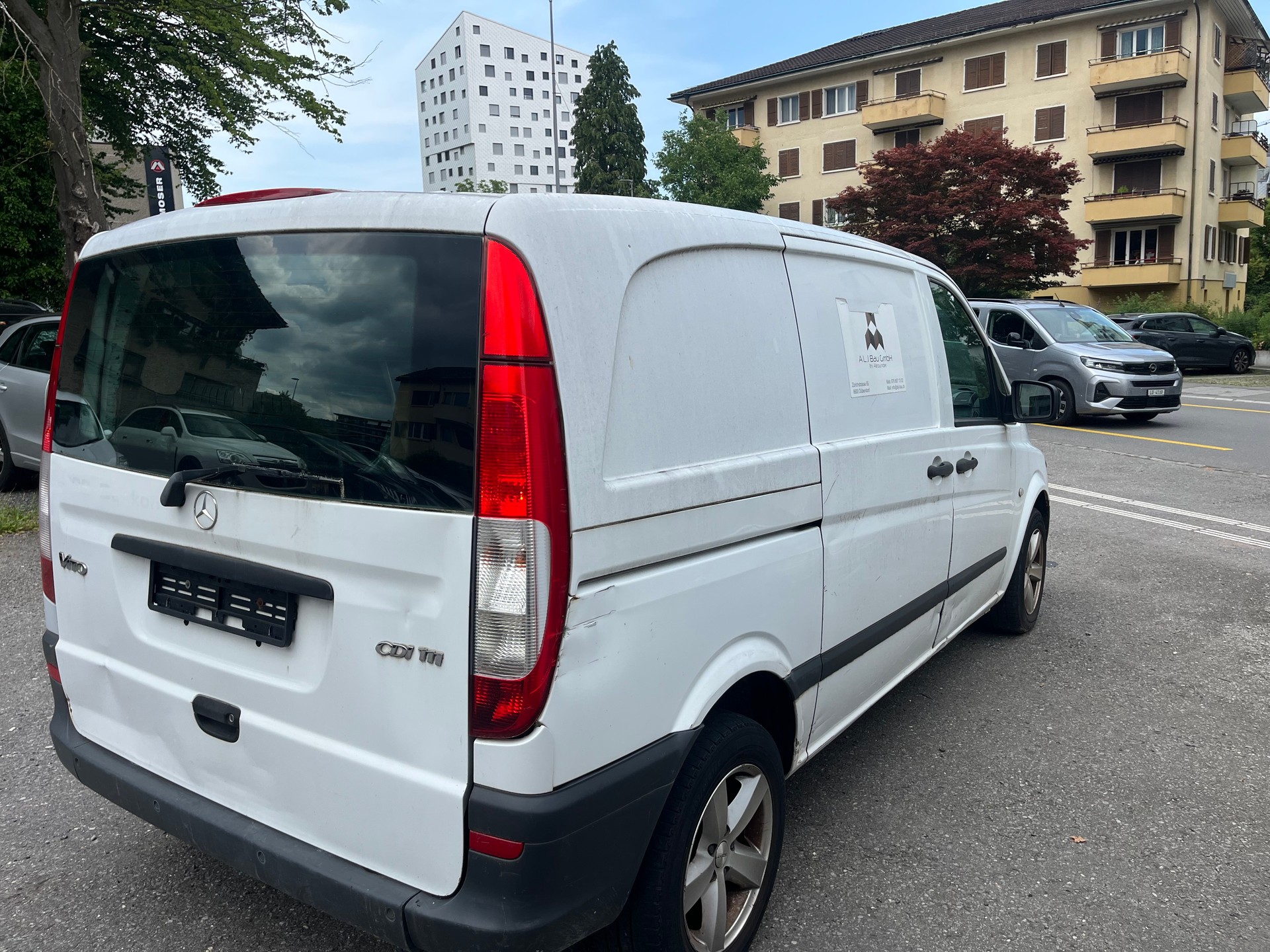 MERCEDES-BENZ Vito 111 CDI-image-5