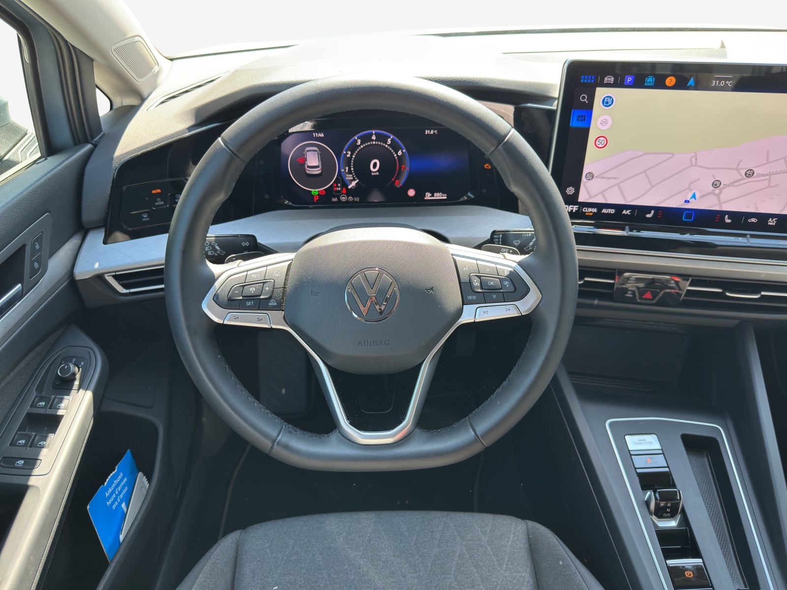 VW Golf 1.5 e TSI mHEV Life DSG-image-8