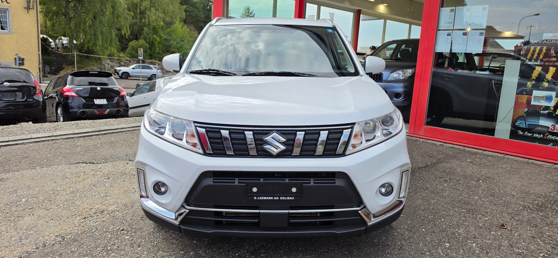 SUZUKI Vitara 1.4 Boosterjet Compact + Automatic-image-7