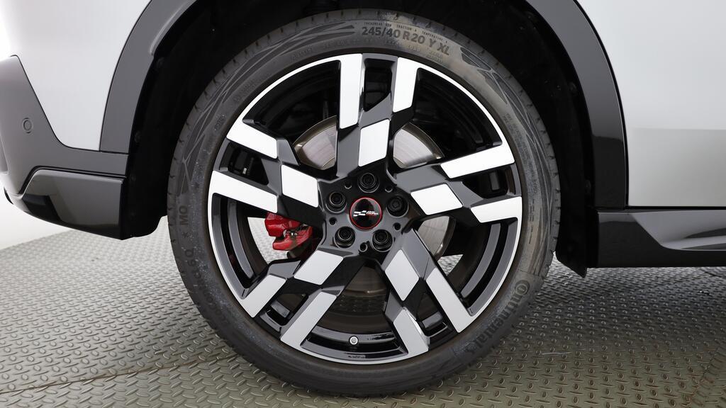 MINI John Cooper Works Countryman ALL4-image-10