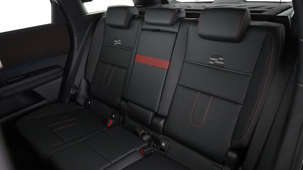 MINI John Cooper Works Countryman ALL4-image-21