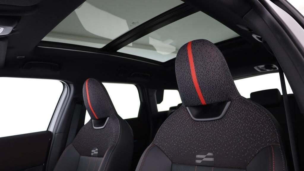 MINI John Cooper Works Countryman ALL4-image-18