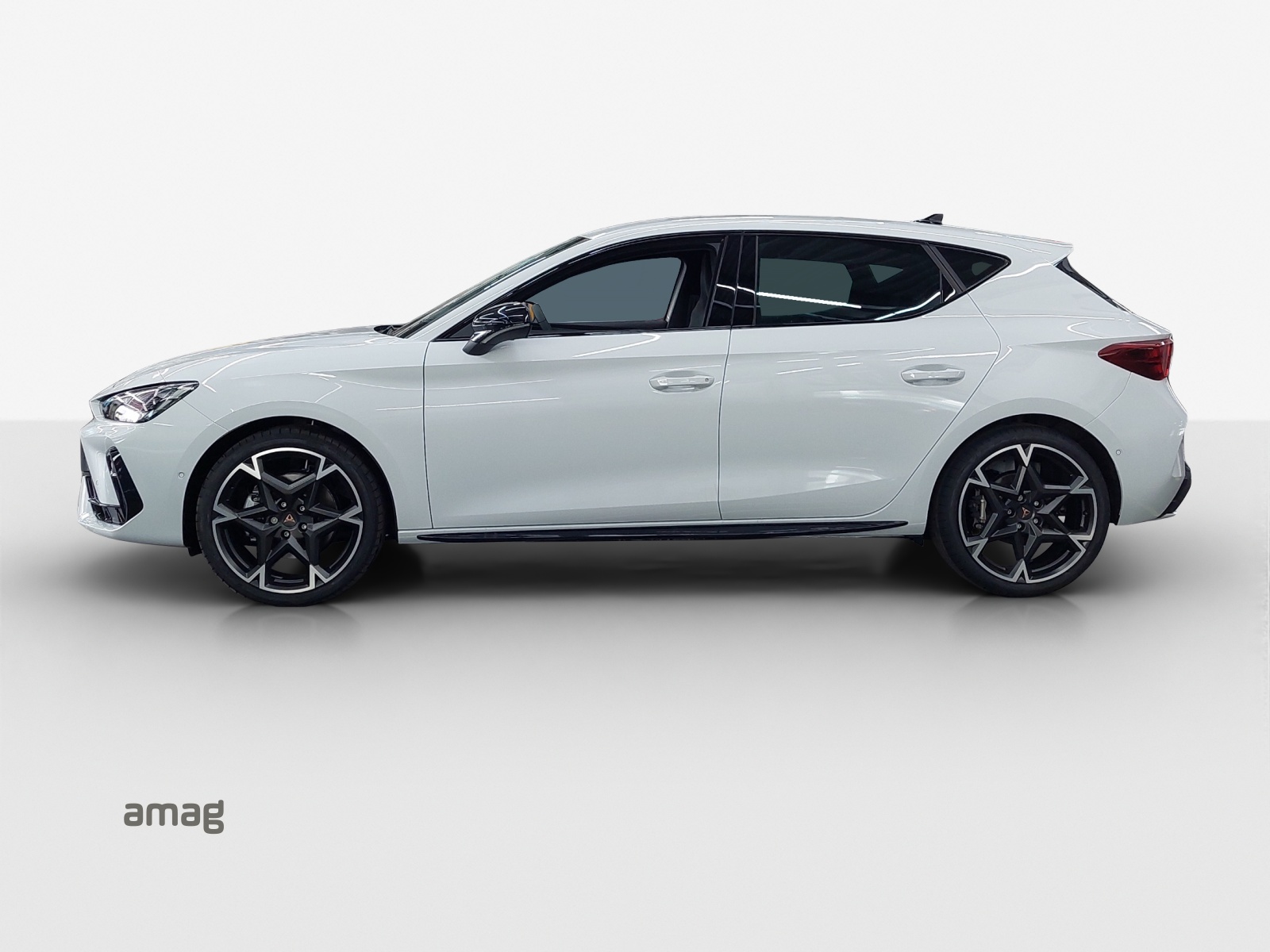 CUPRA LEON 1.5 TSI DSG-image-1