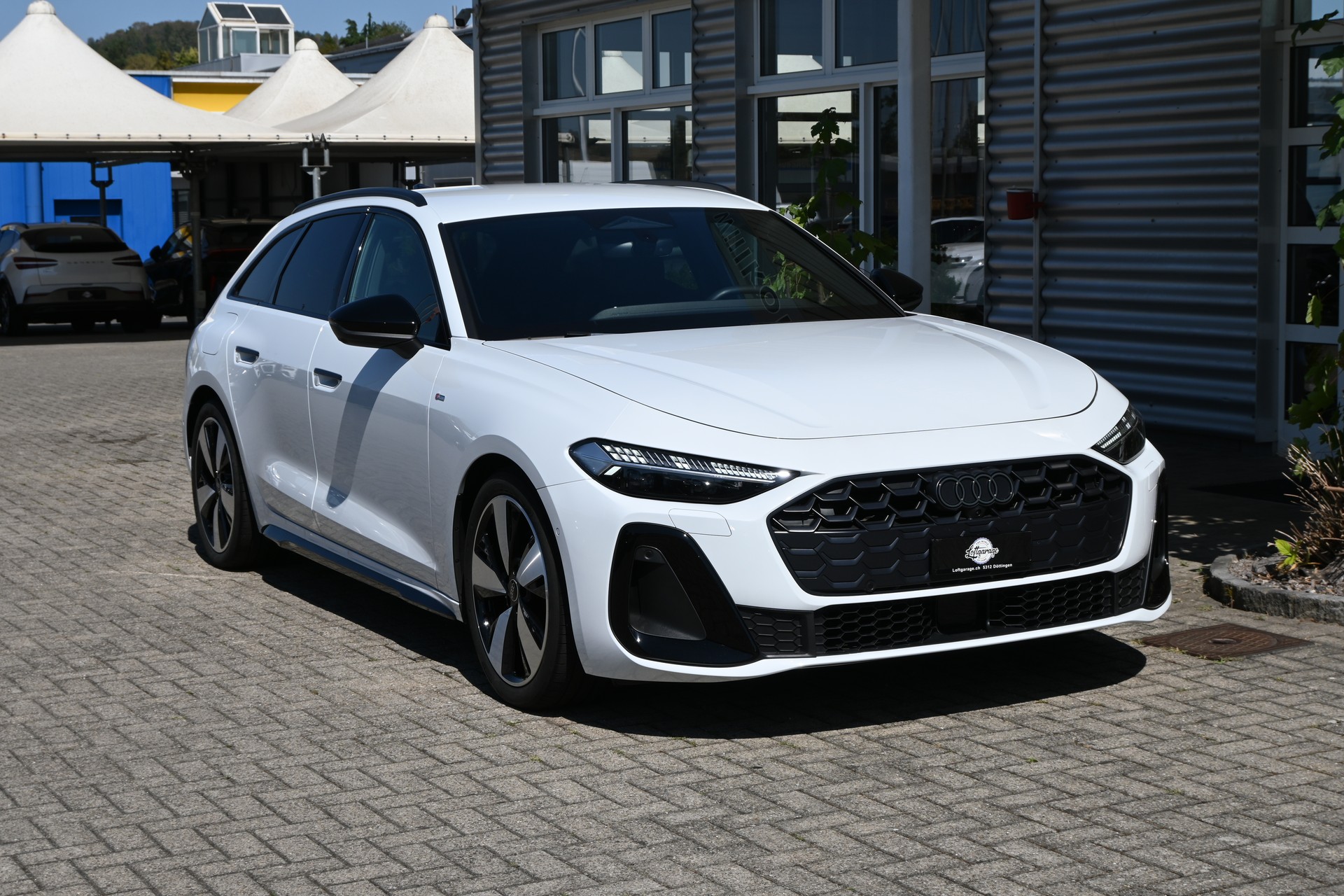 AUDI A5 Avant 40 TFSI S Line Plus S tronic 204PS + Werksgarantie 05.2027