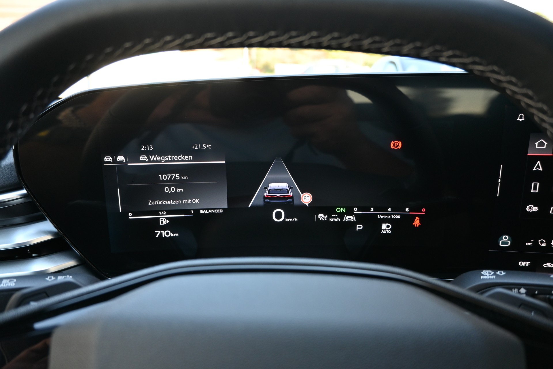 AUDI A5 Avant 40 TFSI S Line Plus S tronic 204PS + Werksgarantie 05.2027-image-14