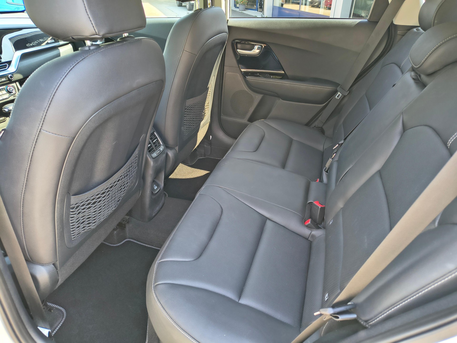 KIA Niro 1.6 GDi Plug-in Hybrid Style-image-10