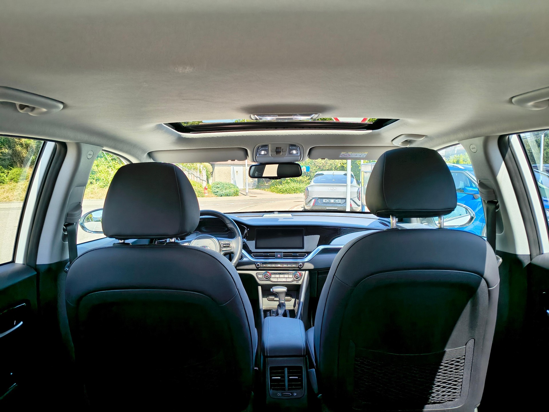 KIA Niro 1.6 GDi Plug-in Hybrid Style-image-7