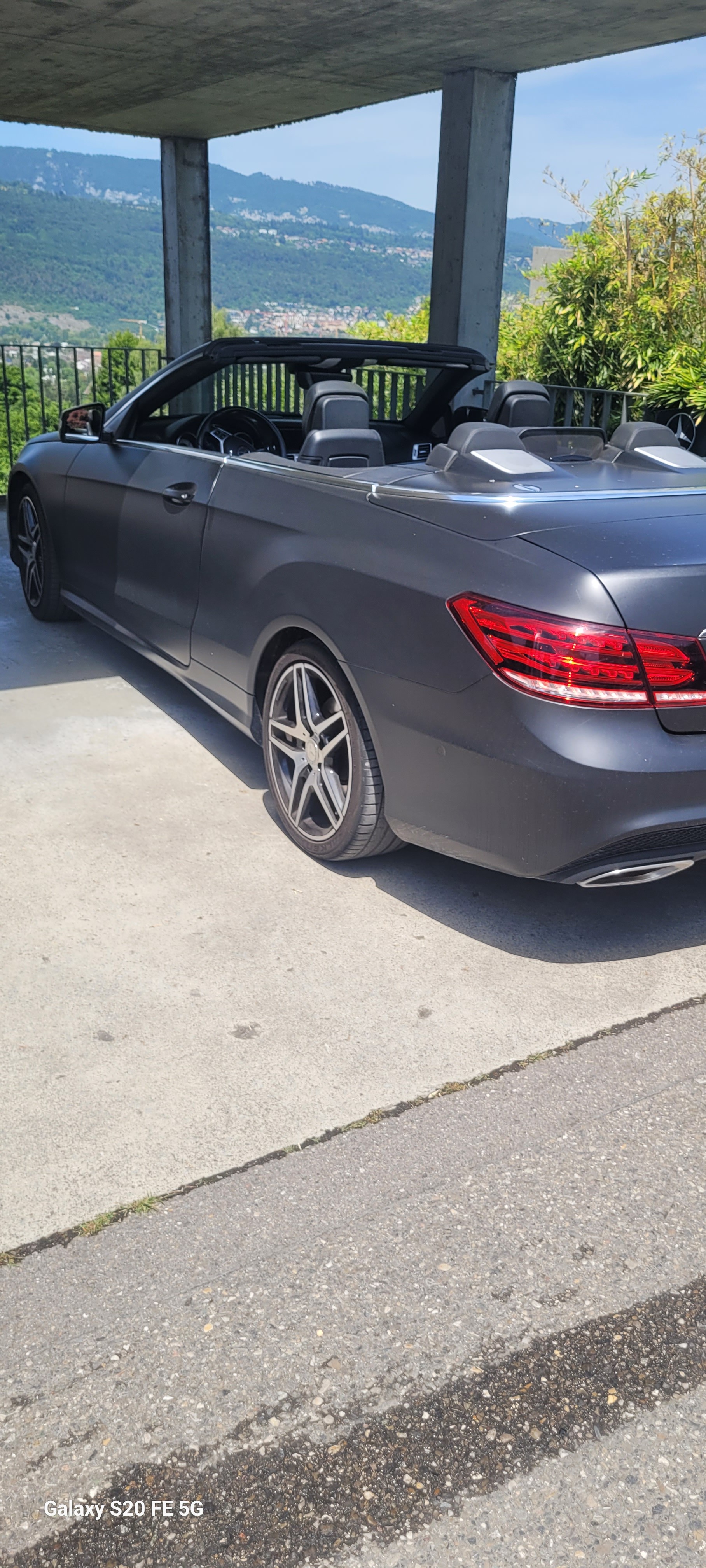 MERCEDES-BENZ E 400-image-1