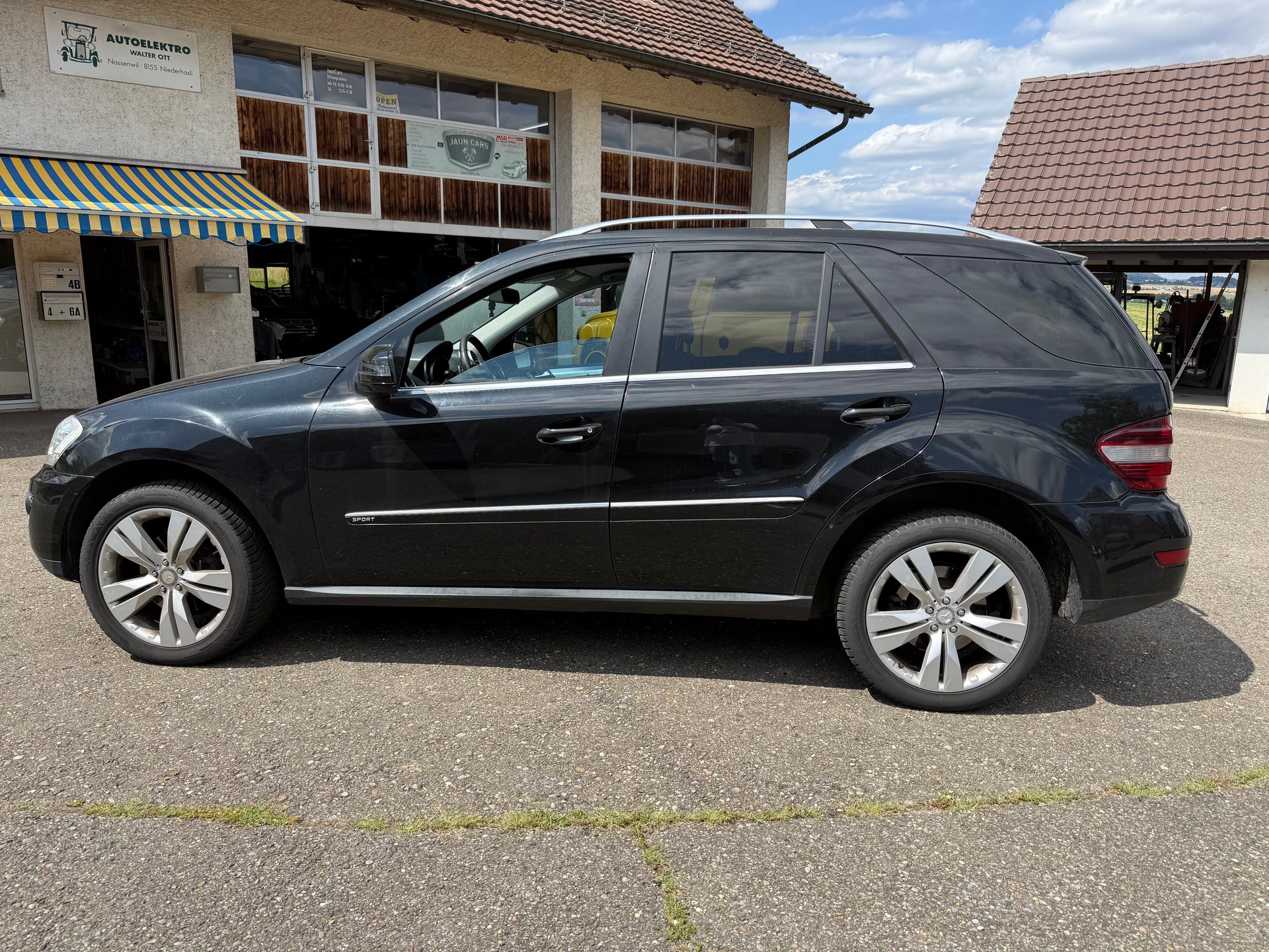 MERCEDES-BENZ ML 320 CDI 4Matic Edition7G-Tronic-image-7