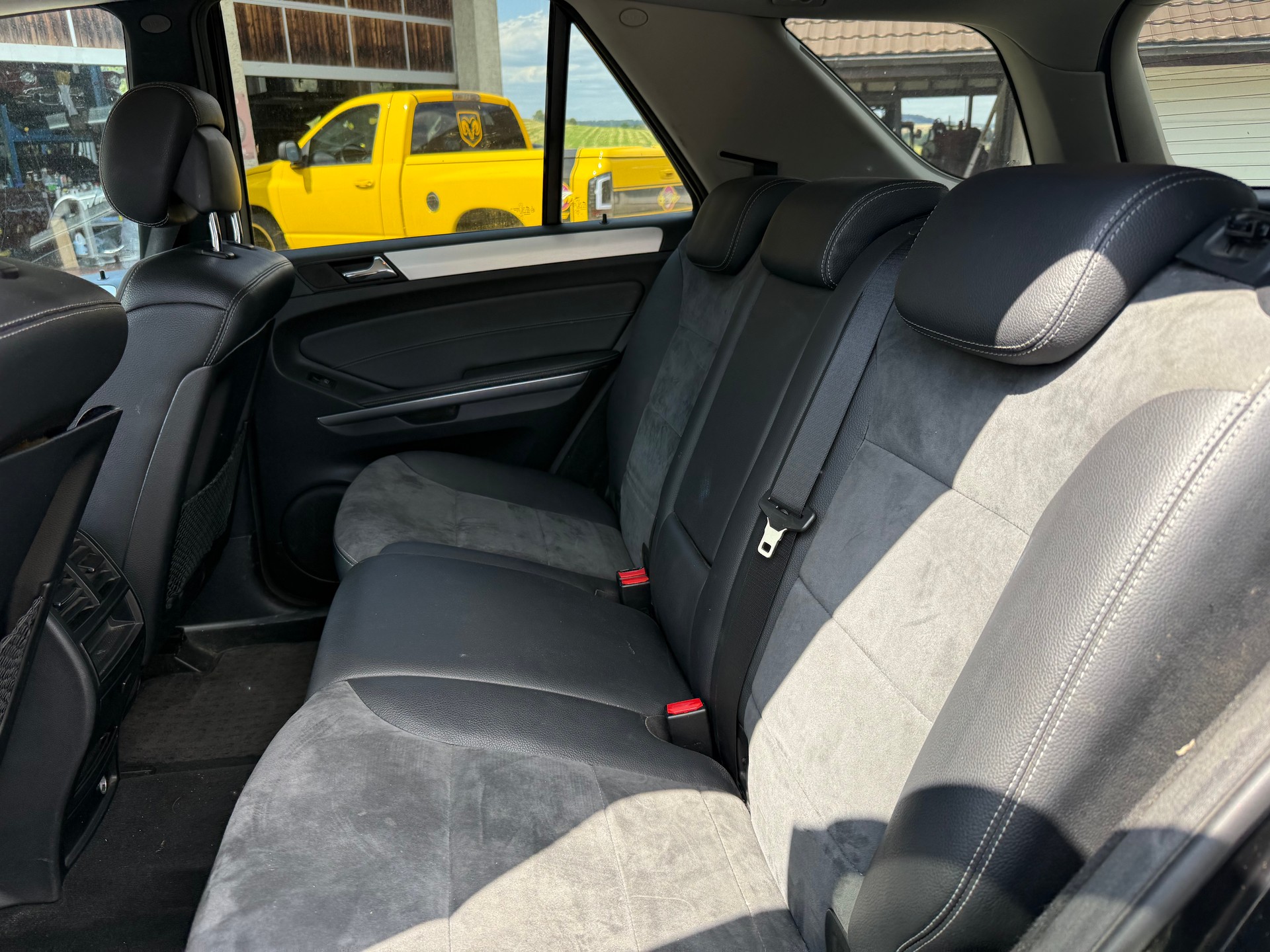 MERCEDES-BENZ ML 320 CDI 4Matic Edition7G-Tronic-image-10