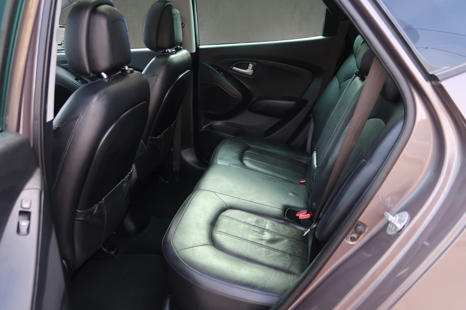 HYUNDAI iX35-image-21
