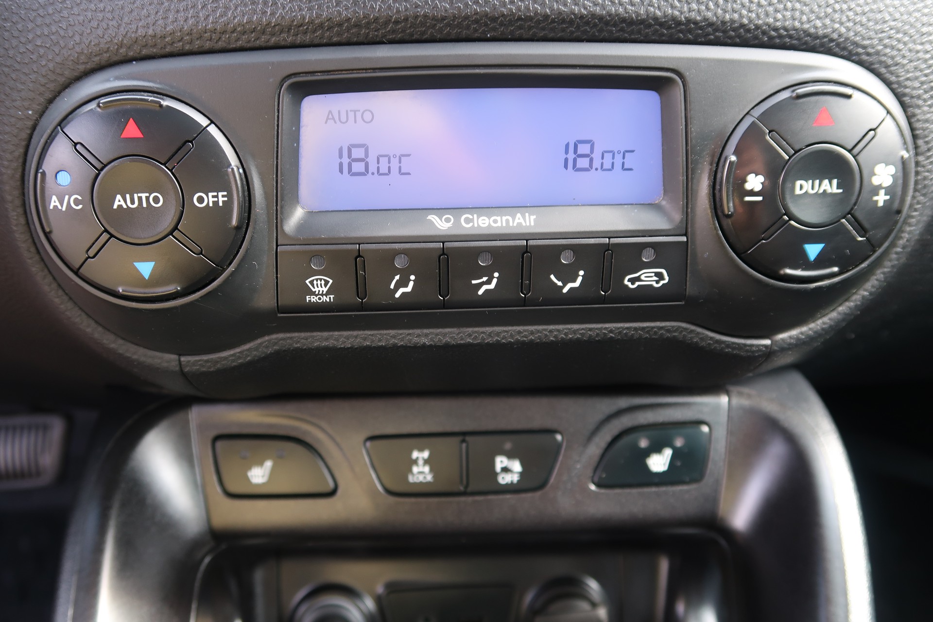HYUNDAI iX35-image-11