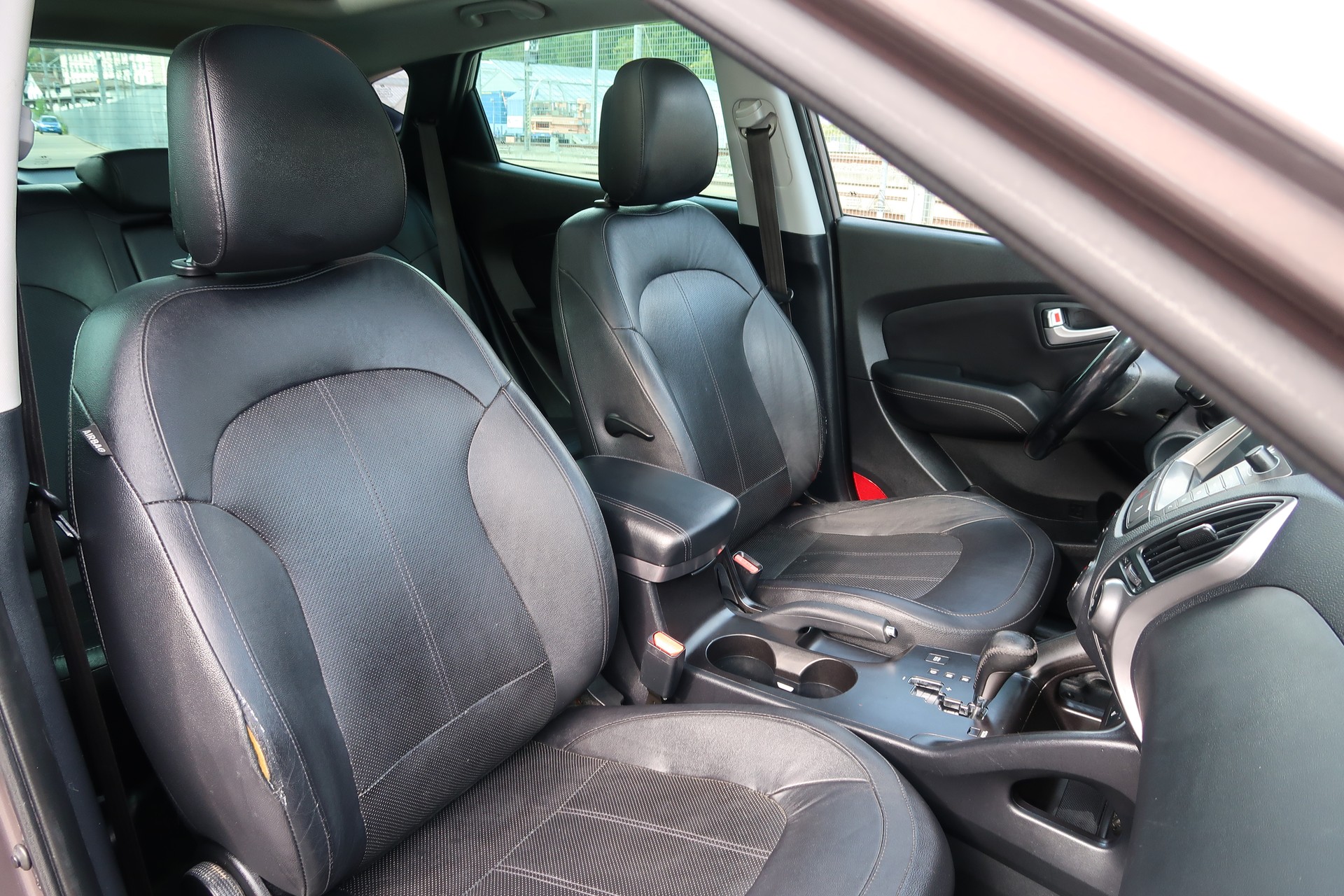HYUNDAI iX35-image-20