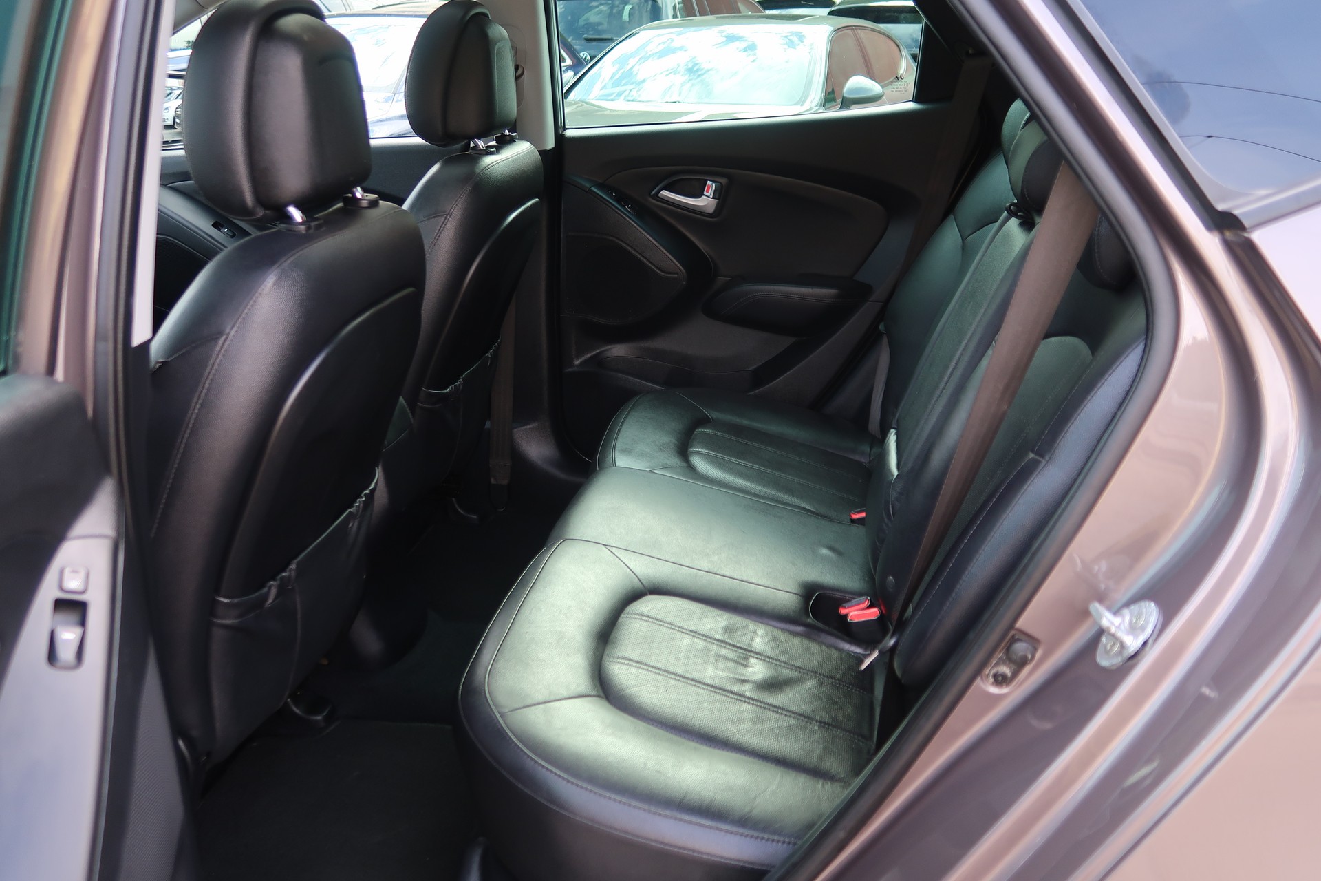 HYUNDAI iX35-image-21