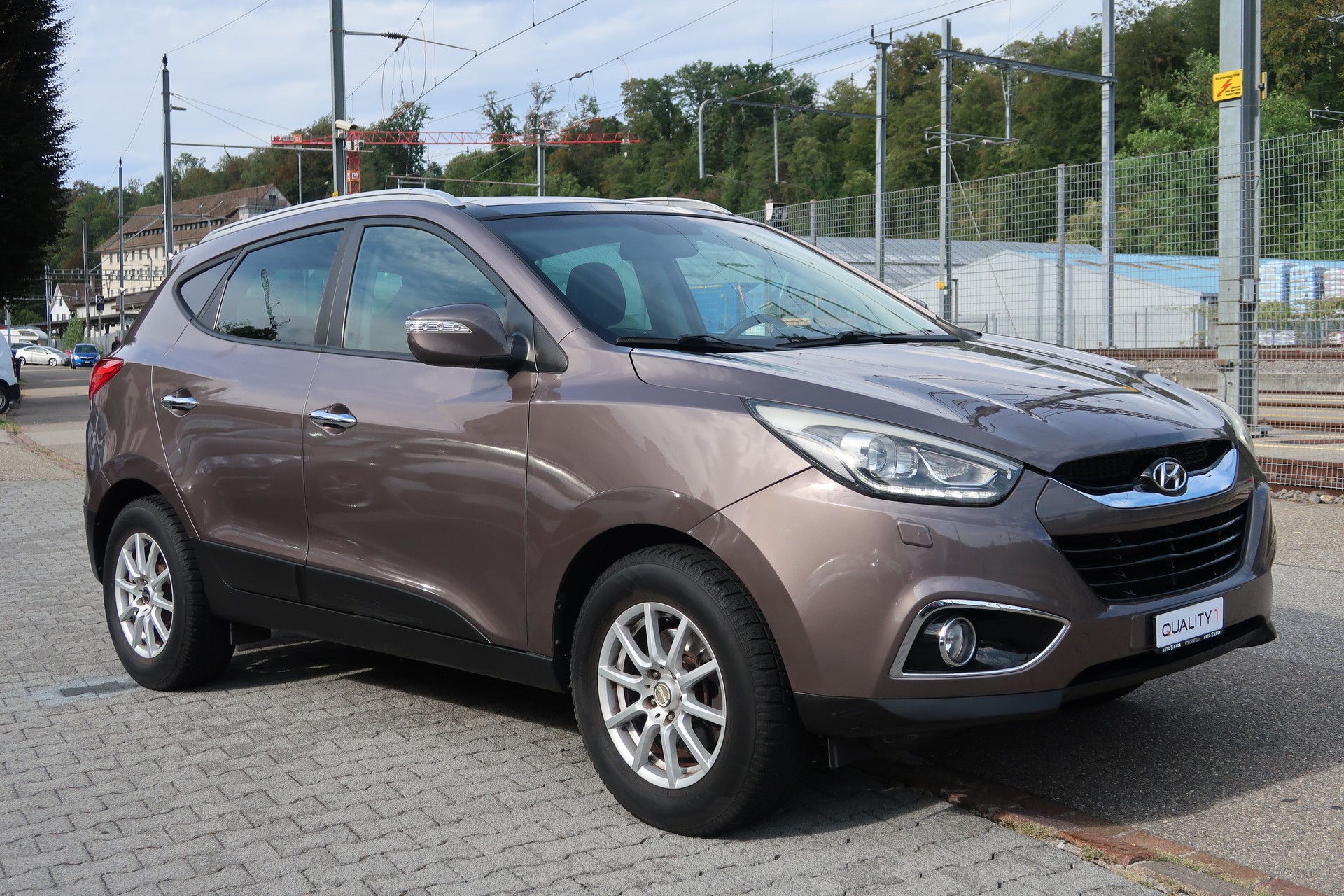 HYUNDAI iX35-showroom-element-2