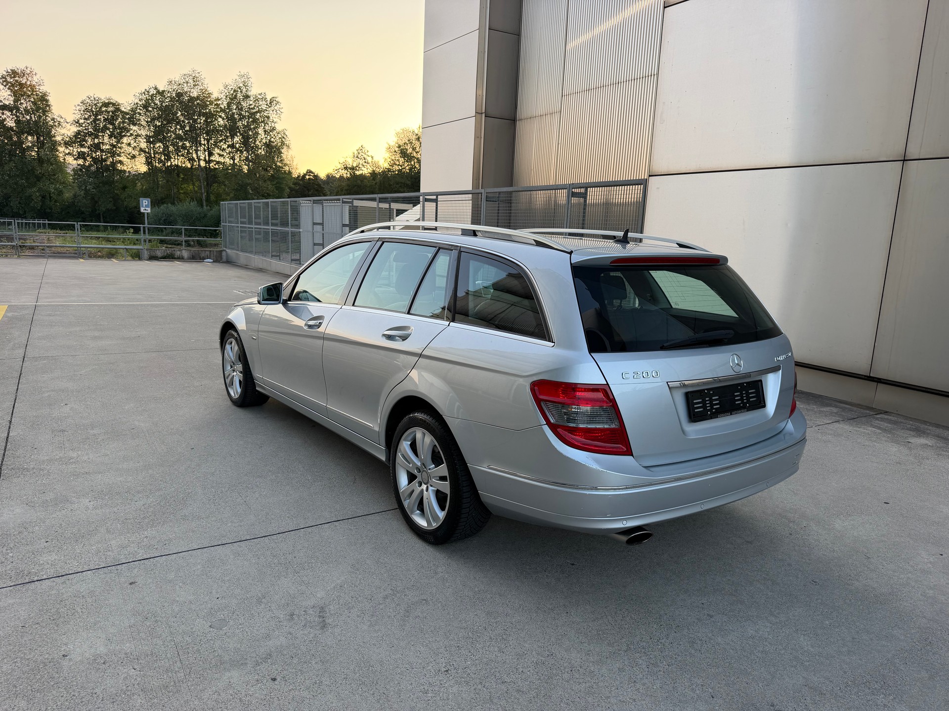 MERCEDES-BENZ C 200 Kompressor Avantgarde Automatic-image-2