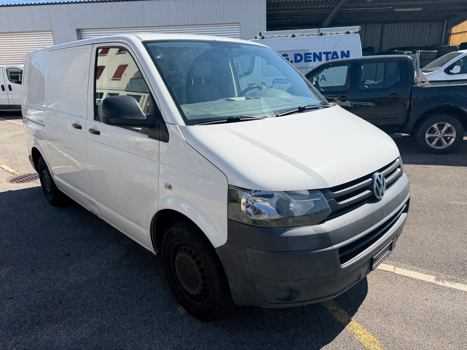 VW T5 2.0 TDI-image-1