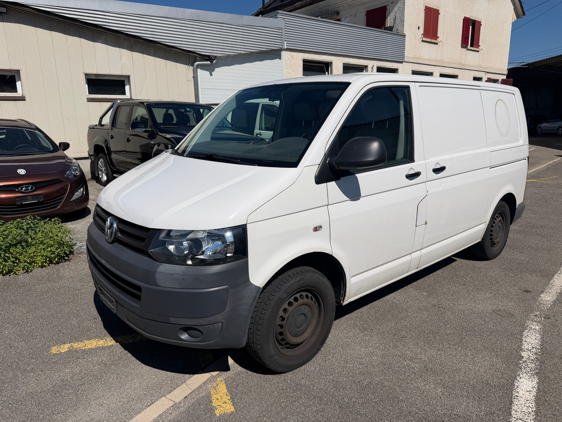 VW T5 2.0 TDI-image-0