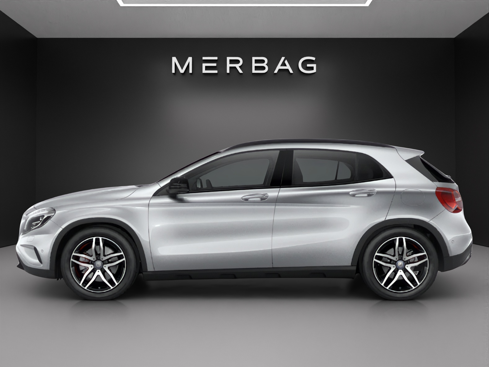 MERCEDES-BENZ GLA 250 Urban 4Matic 7G-DCT-image-2