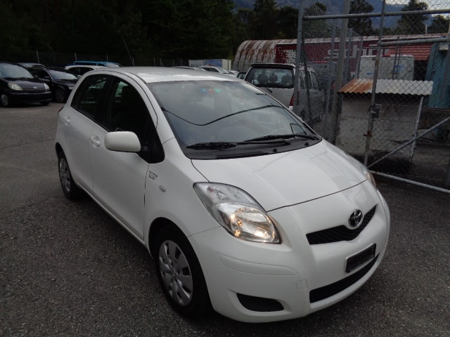 TOYOTA Yaris 1.33 Linea Sol-image-2
