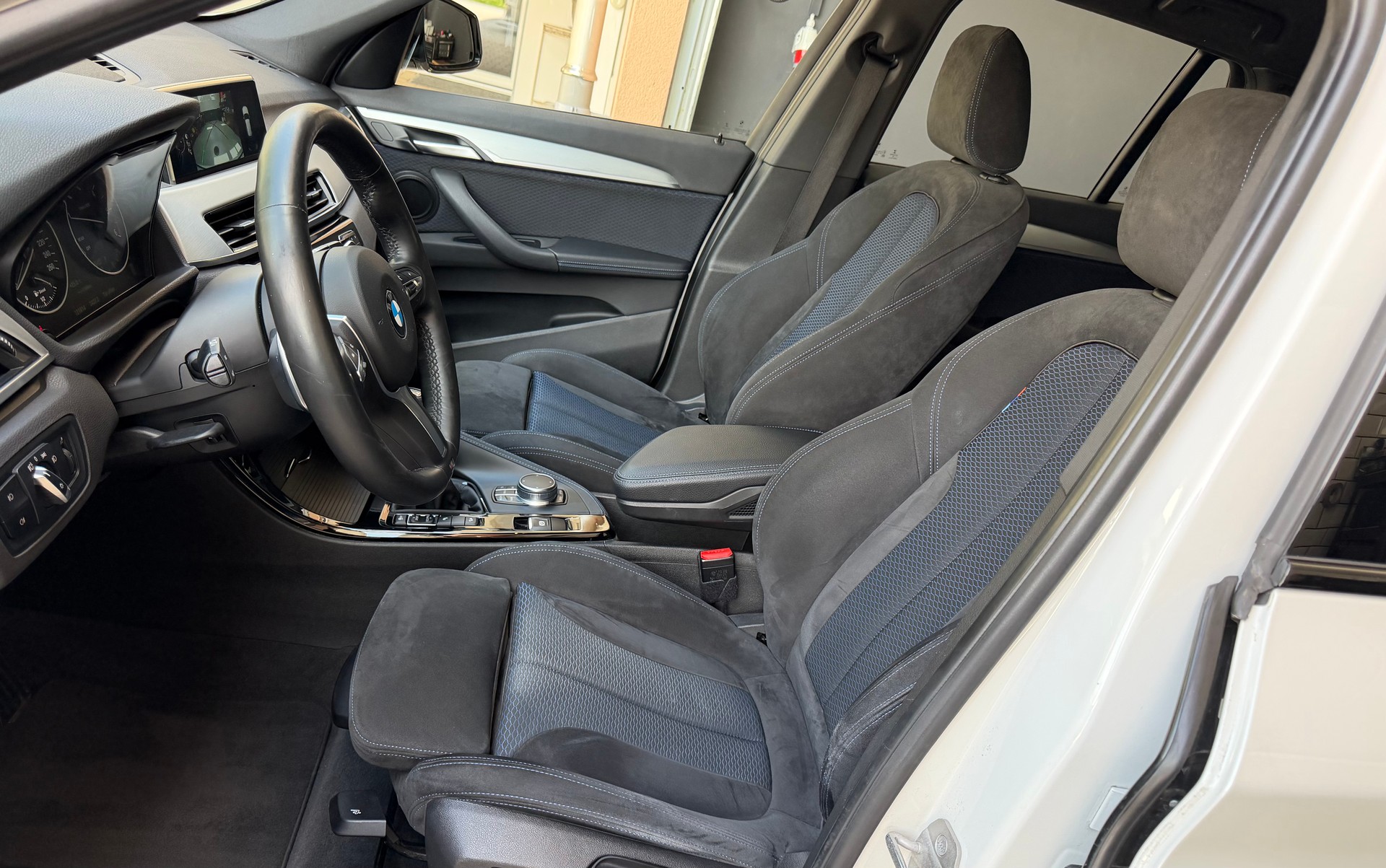 BMW X1 xDrive 20d M Sport♦️1.Hand*ab Mfk und Service*Topzustand* NP CHF 67`027.-♦️-image-10