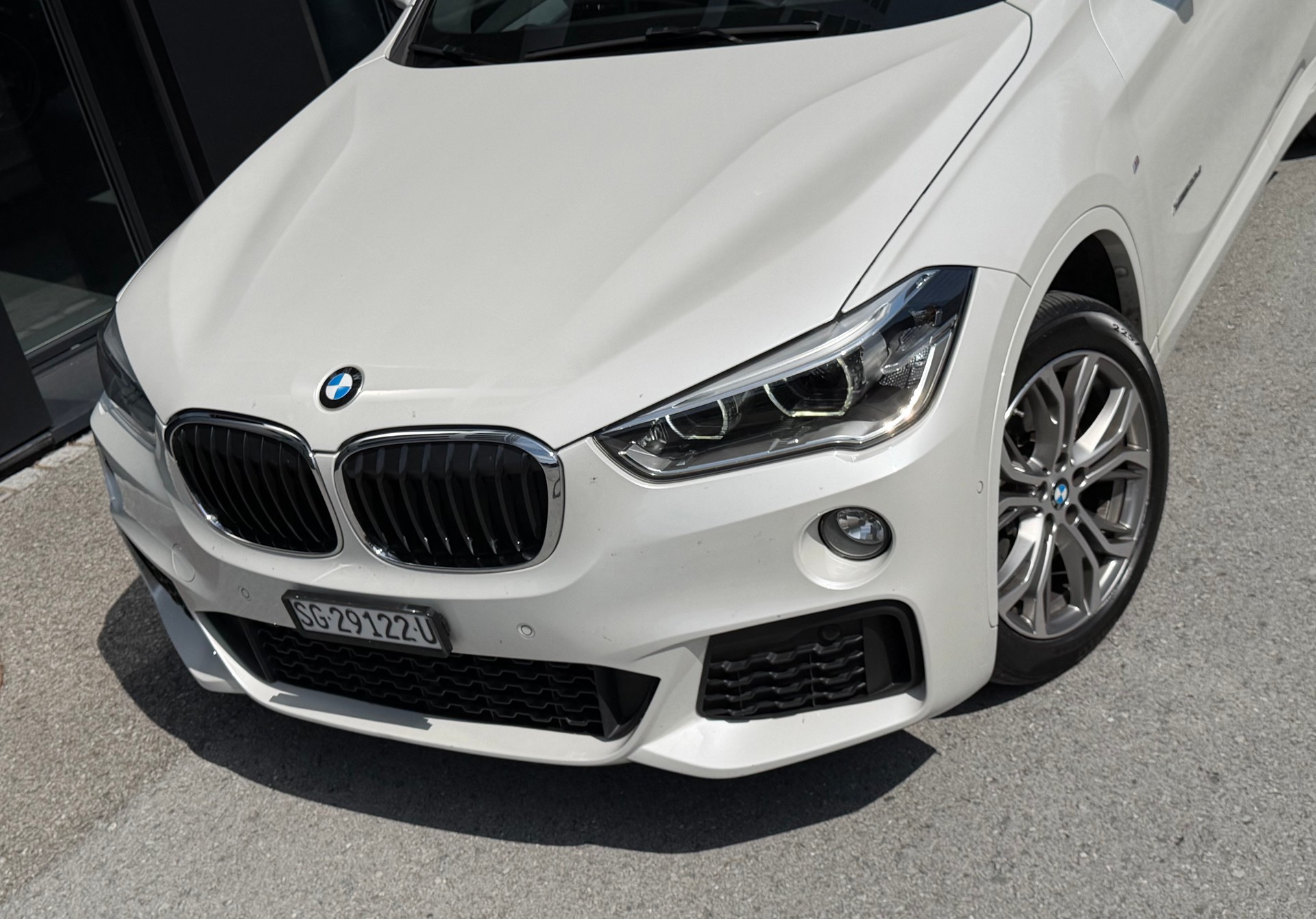 BMW X1 xDrive 20d M Sport♦️1.Hand*ab Mfk und Service*Topzustand* NP CHF 67`027.-♦️-image-2
