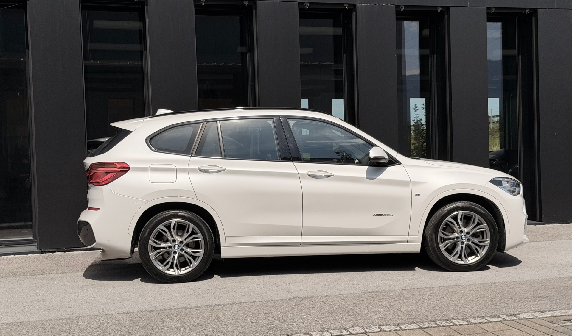 BMW X1 xDrive 20d M Sport♦️1.Hand*ab Mfk und Service*Topzustand* NP CHF 67`027.-♦️-image-4