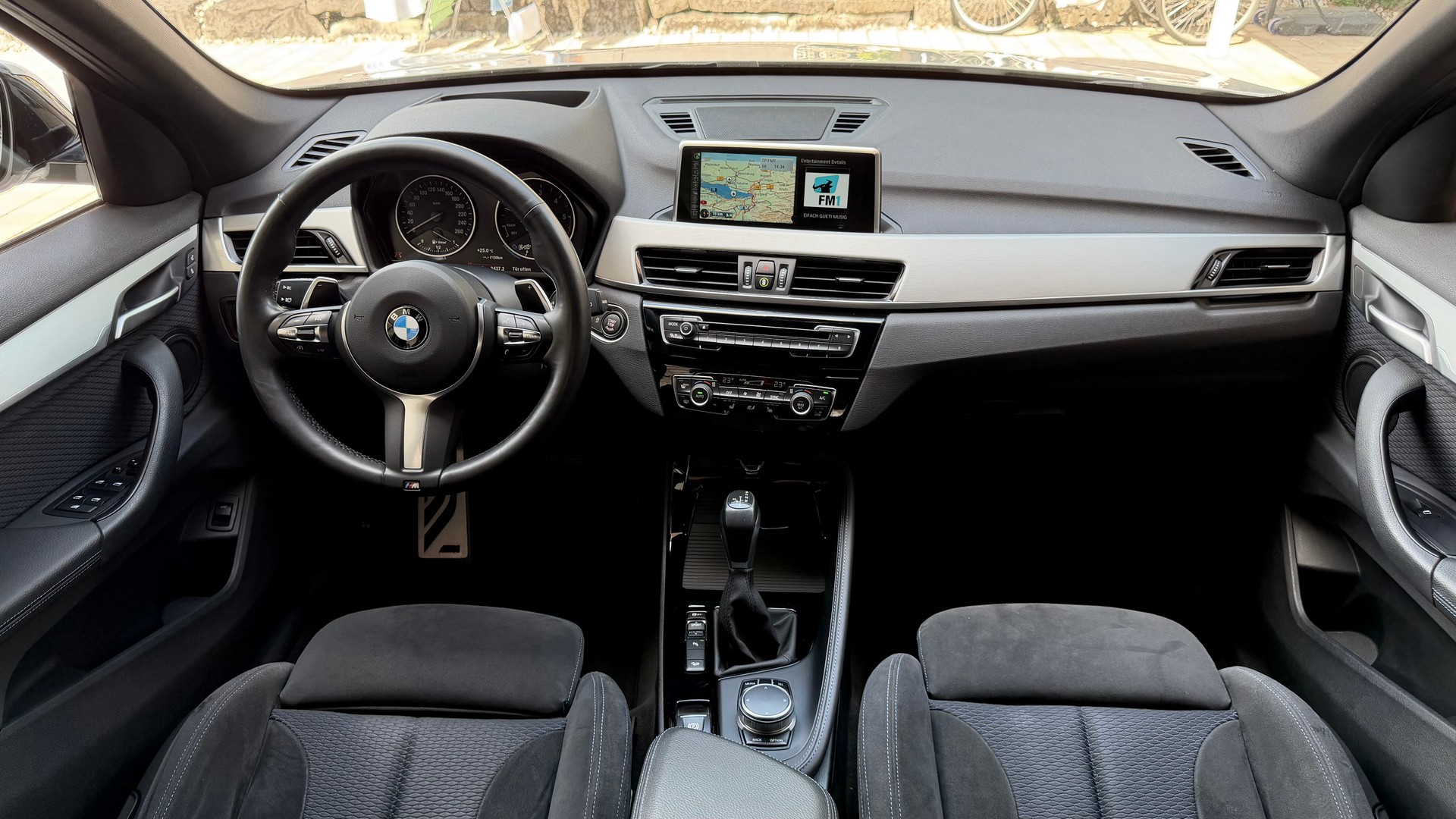 BMW X1 xDrive 20d M Sport♦️1.Hand*ab Mfk und Service*Topzustand* NP CHF 67`027.-♦️-image-18