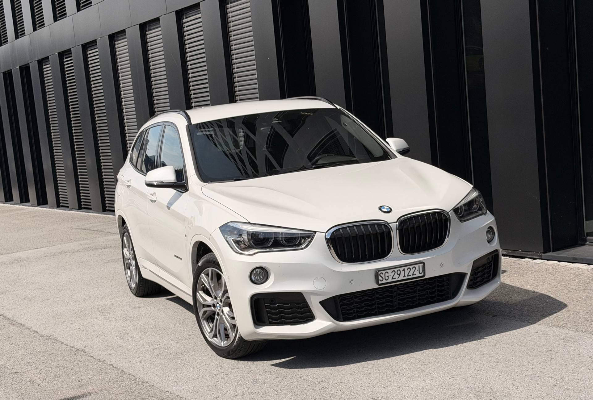 BMW X1 xDrive 20d M Sport♦️1.Hand*ab Mfk und Service*Topzustand* NP CHF 67`027.-♦️-image-5