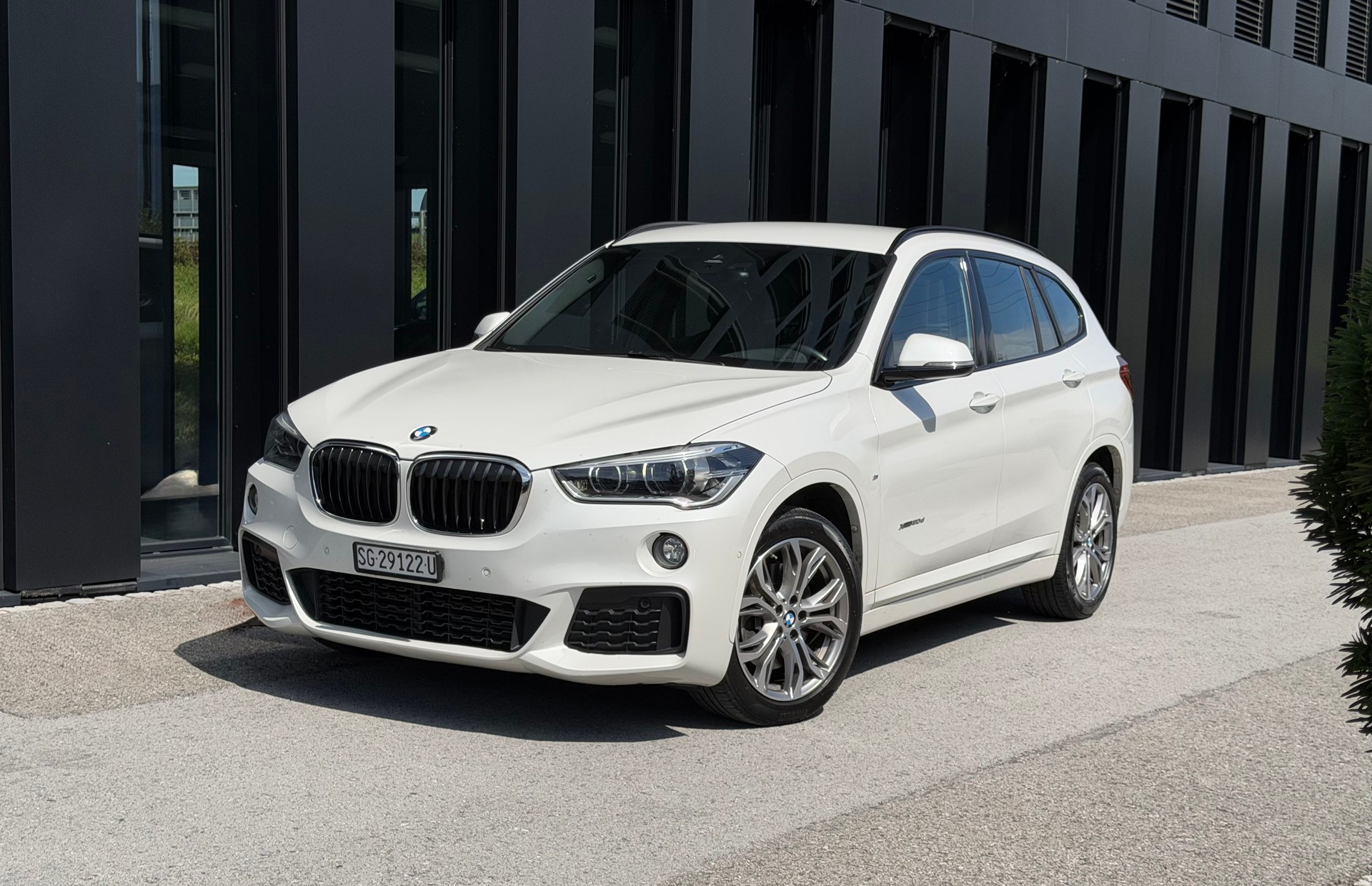BMW X1 xDrive 20d M Sport♦️1.Hand*ab Mfk und Service*Topzustand* NP CHF 67`027.-♦️-image-9