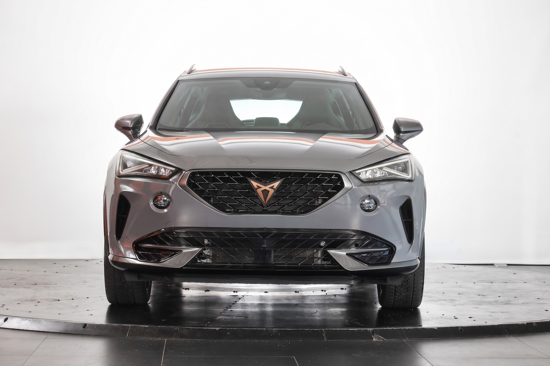 CUPRA Formentor 2.0TSI VZ 4Drive DSG * Graphene Grey * Cupra Seats-image-1