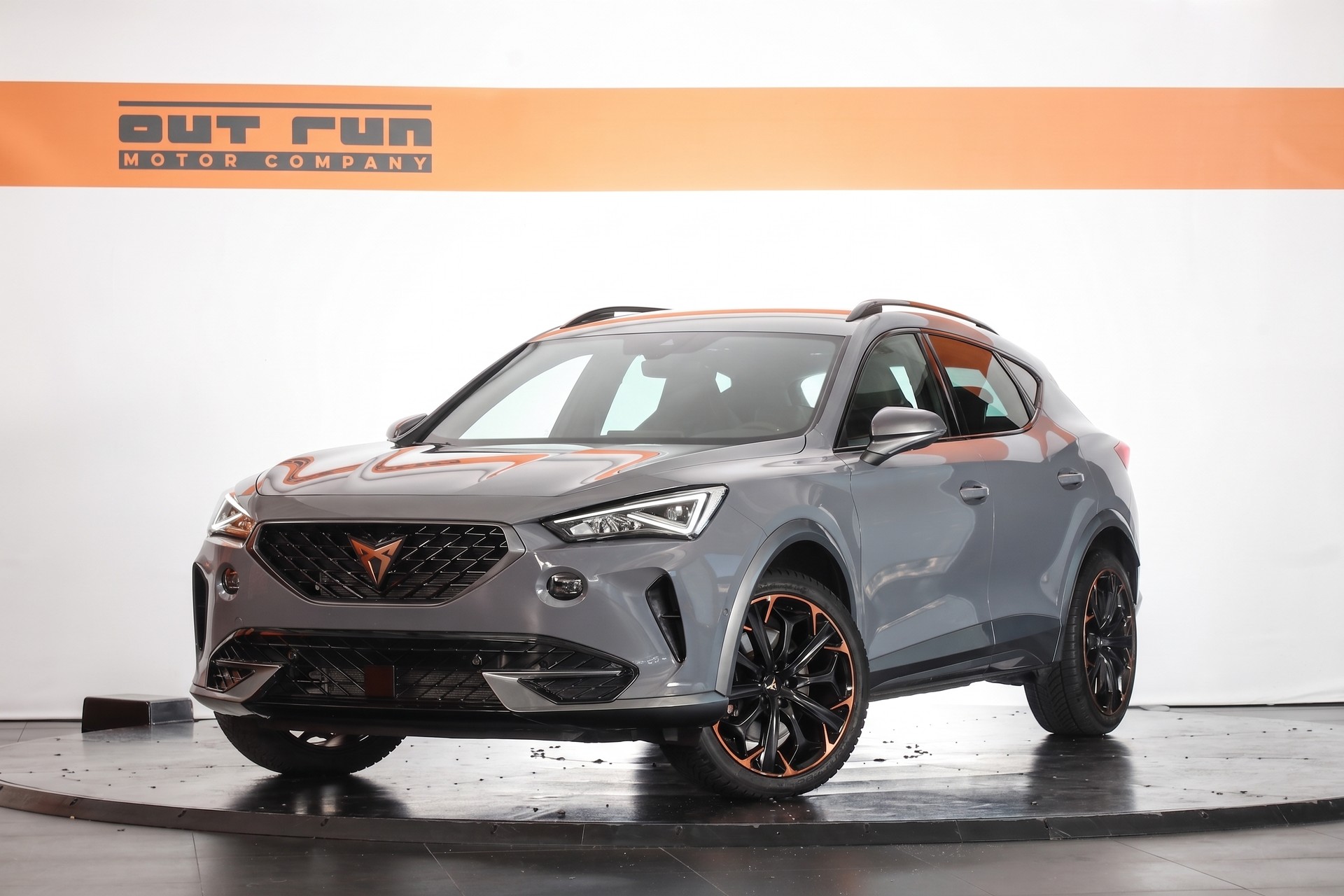 CUPRA Formentor 2.0TSI VZ 4Drive DSG * Graphene Grey * Cupra Seats-image-0