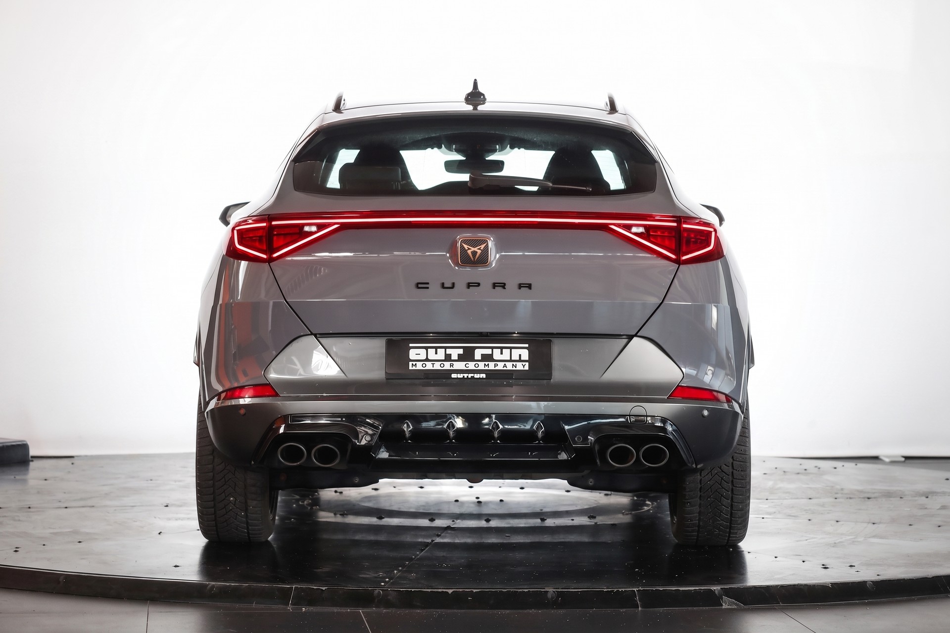 CUPRA Formentor 2.0TSI VZ 4Drive DSG * Graphene Grey * Cupra Seats-image-2