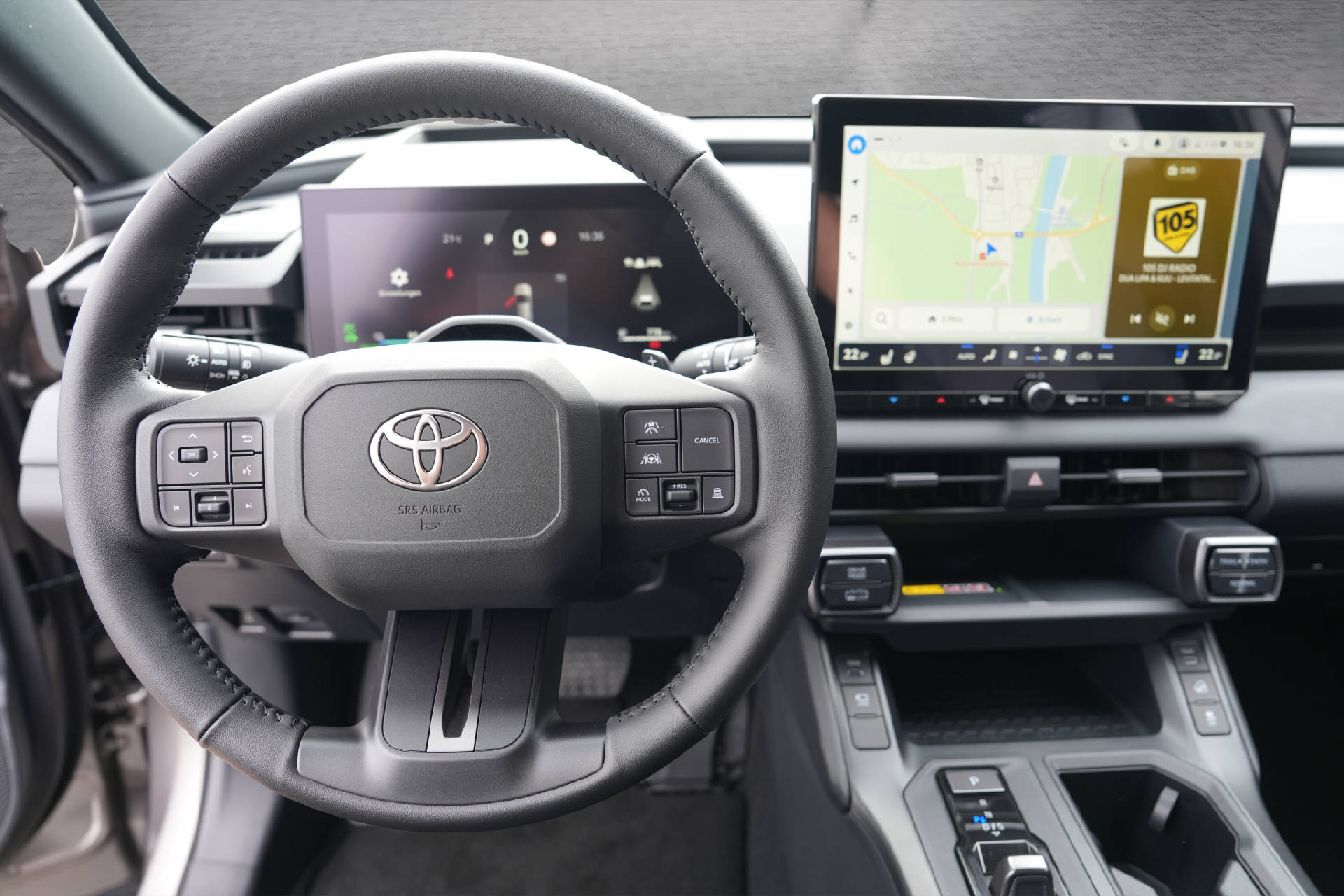 TOYOTA RAV-4 2.5 Plug-In-Hybrid Style-image-12