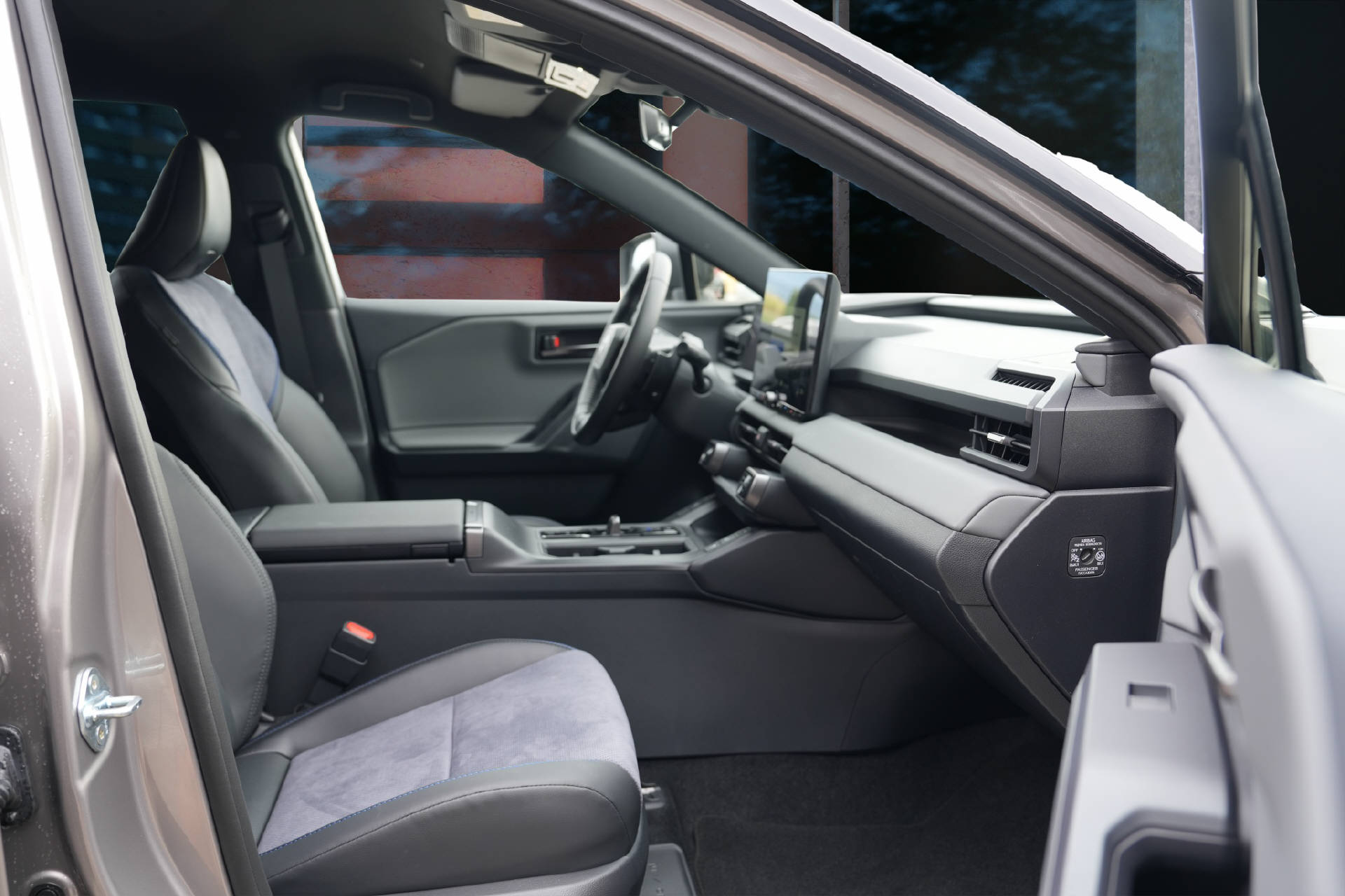 TOYOTA RAV-4 2.5 Plug-In-Hybrid Style-image-7