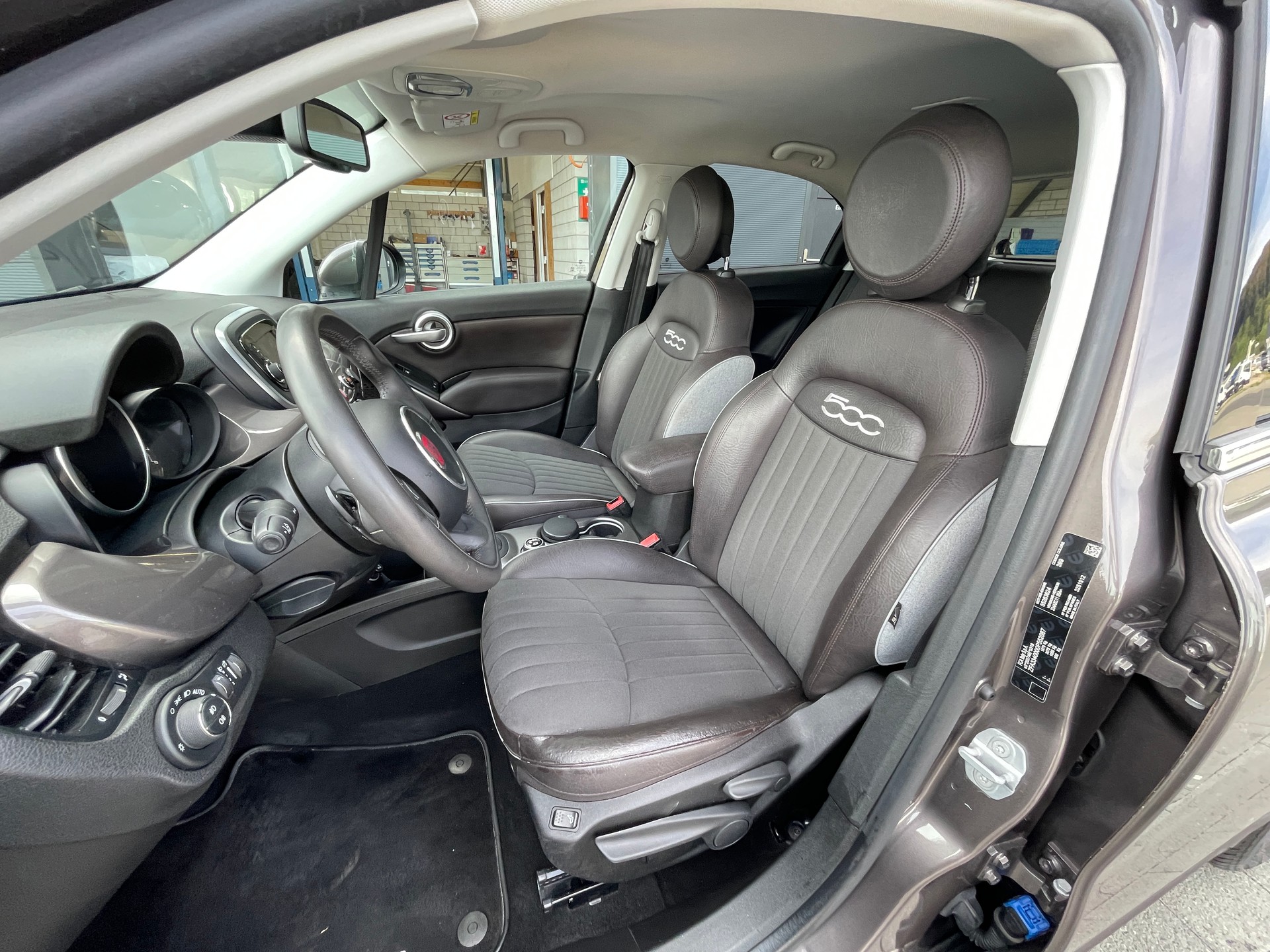 FIAT 500X 1.4T Lounge DCT-image-12